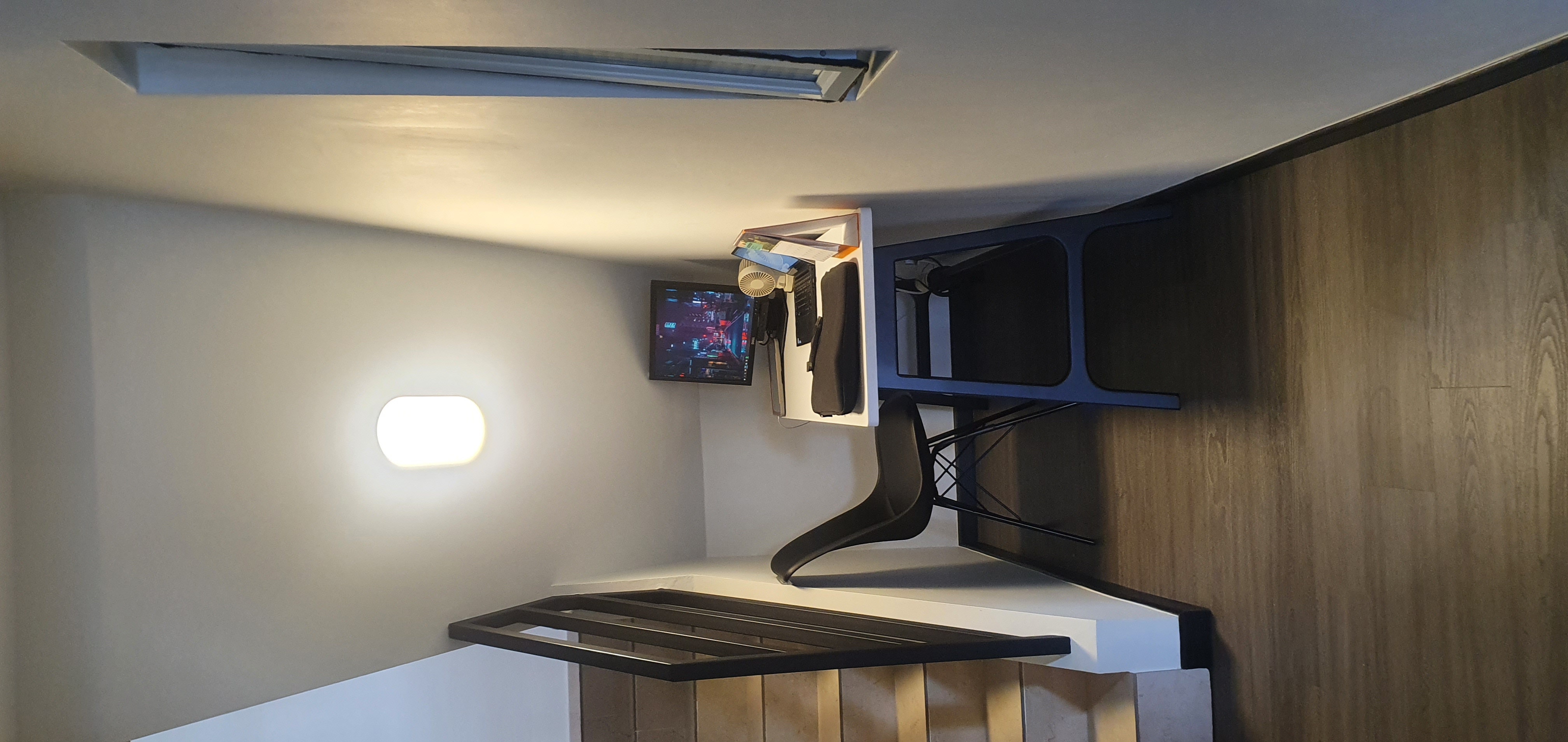 Customer home photo 1: Maximising space: Turning awkward space into a study area