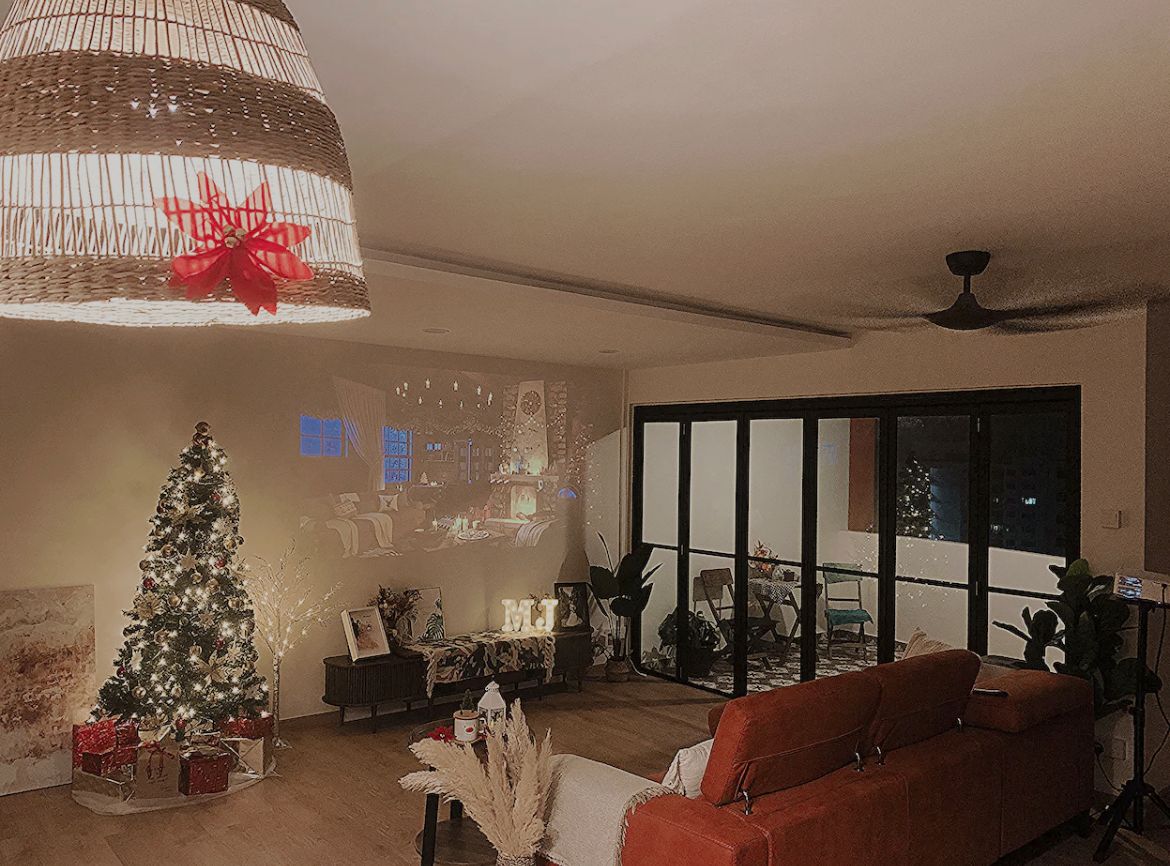 Taking our living room to Christmas Wonderland - Christmas tree, festive decorations, indoor setting, cozy living room, warm