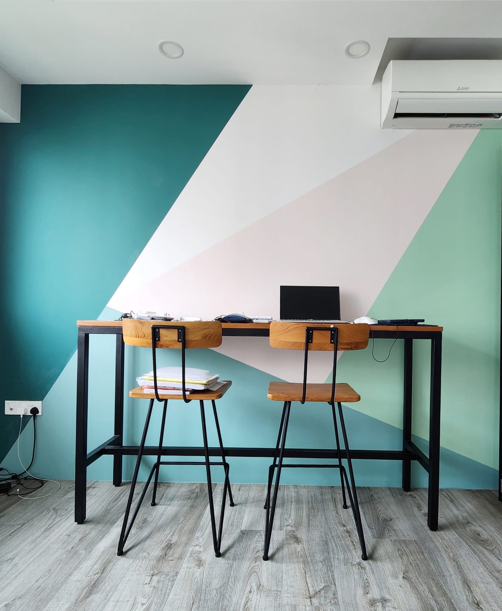 A-versatile,-multi-purpose-home-office---study-space