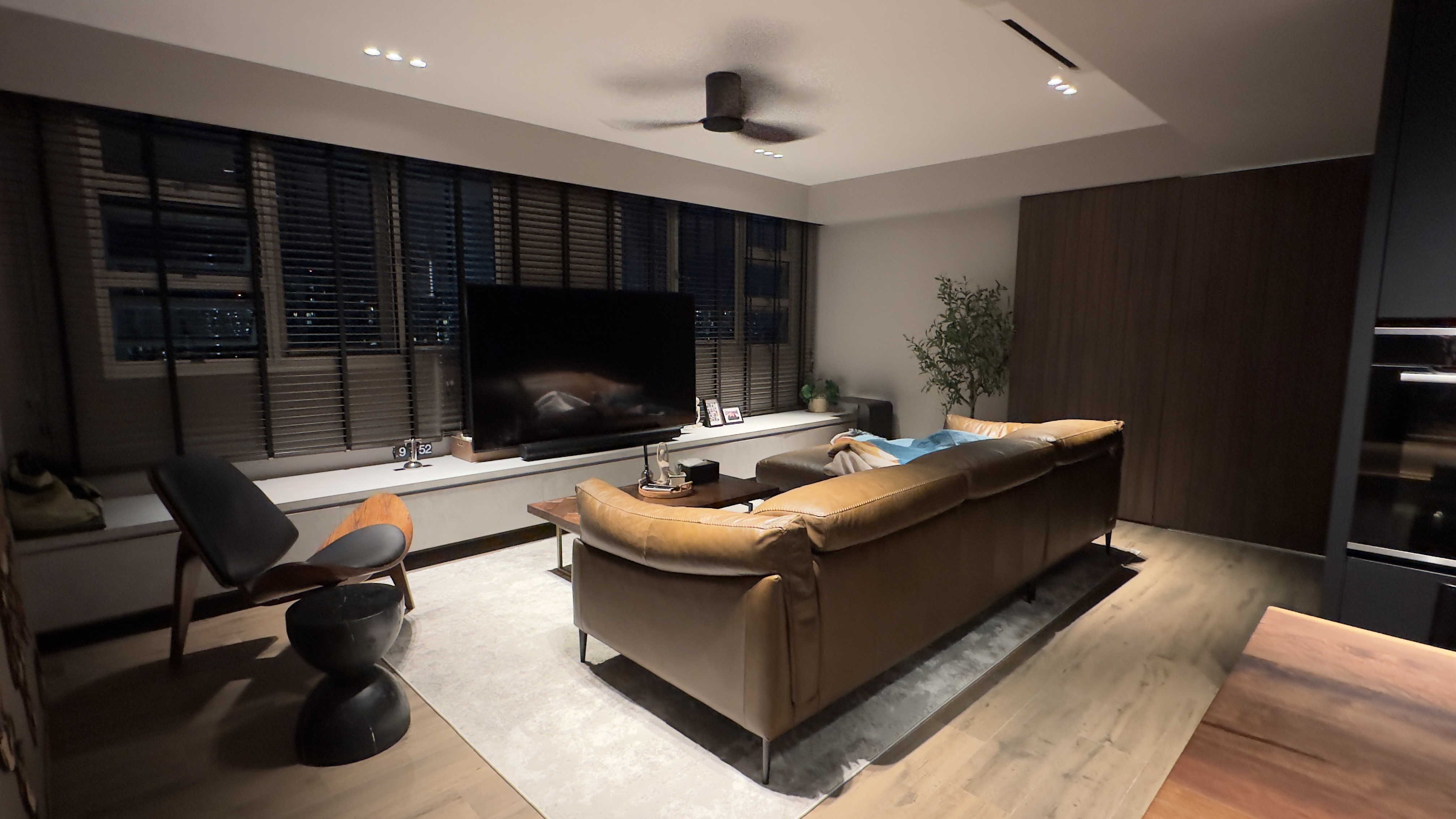 Welcome!-A-Modern-Contemporary-home-with-a-unique-layout