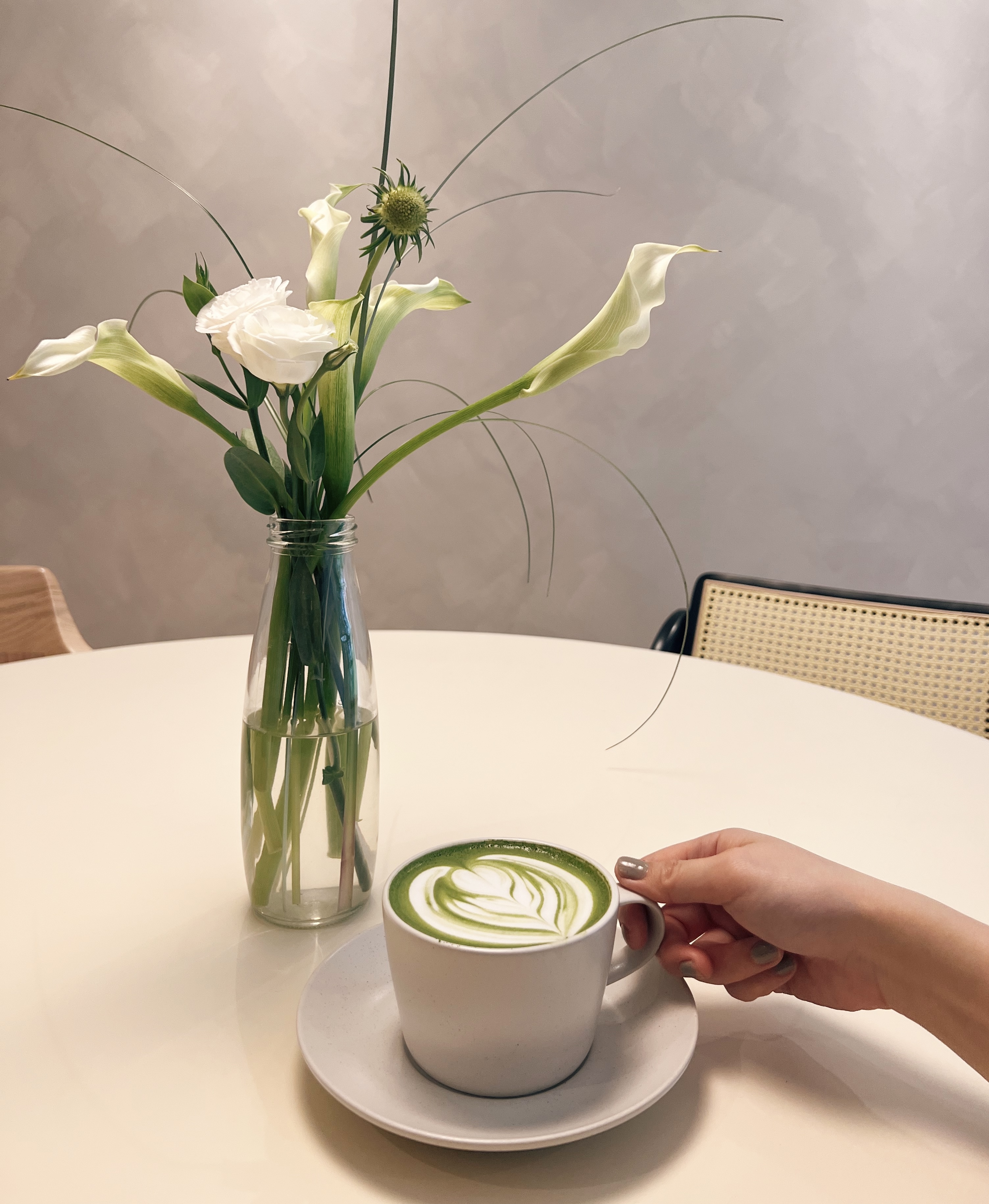 Sipping-on-Zen:-Our-minimal-dining-area