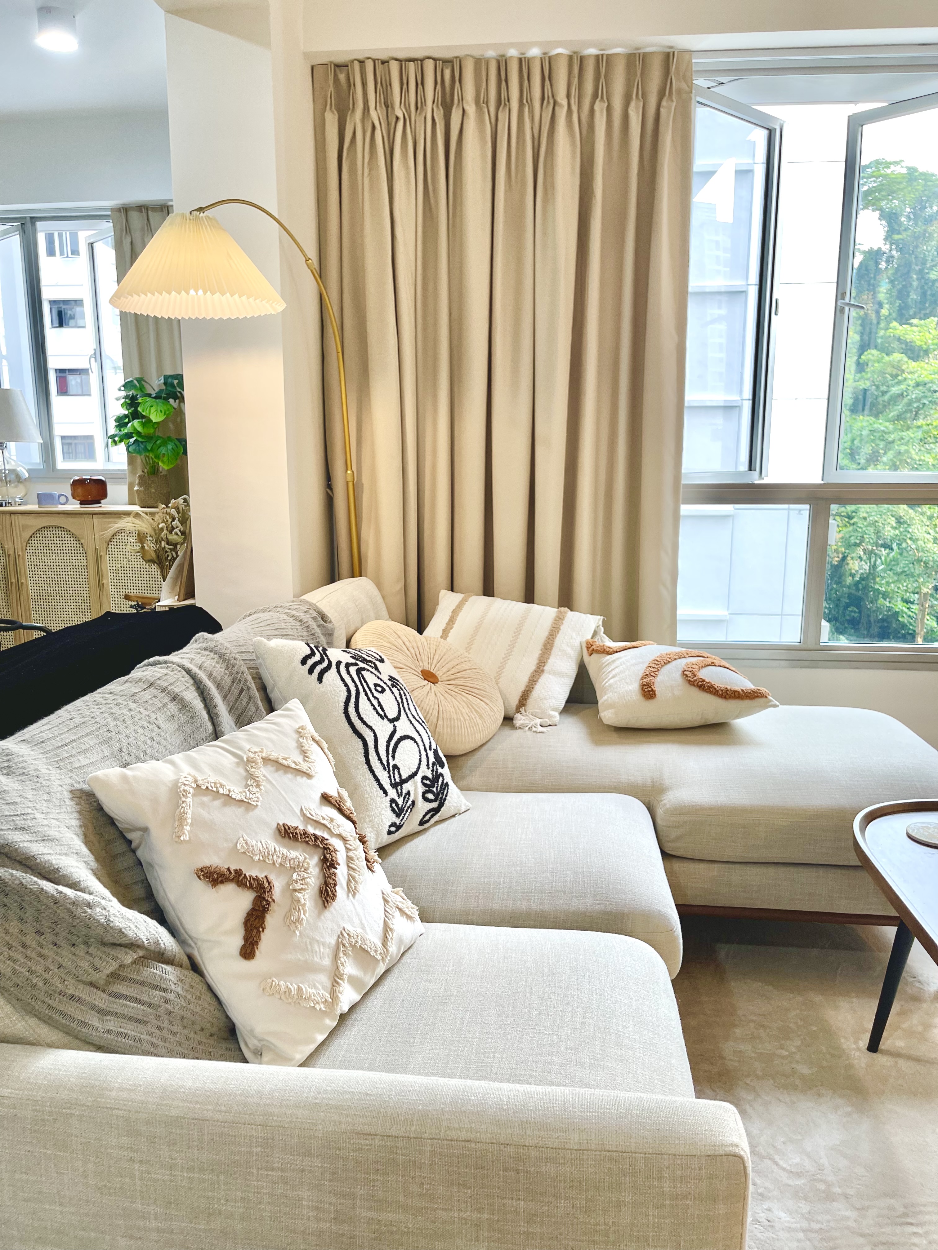 Minimal carpentry and all about styling your living room.