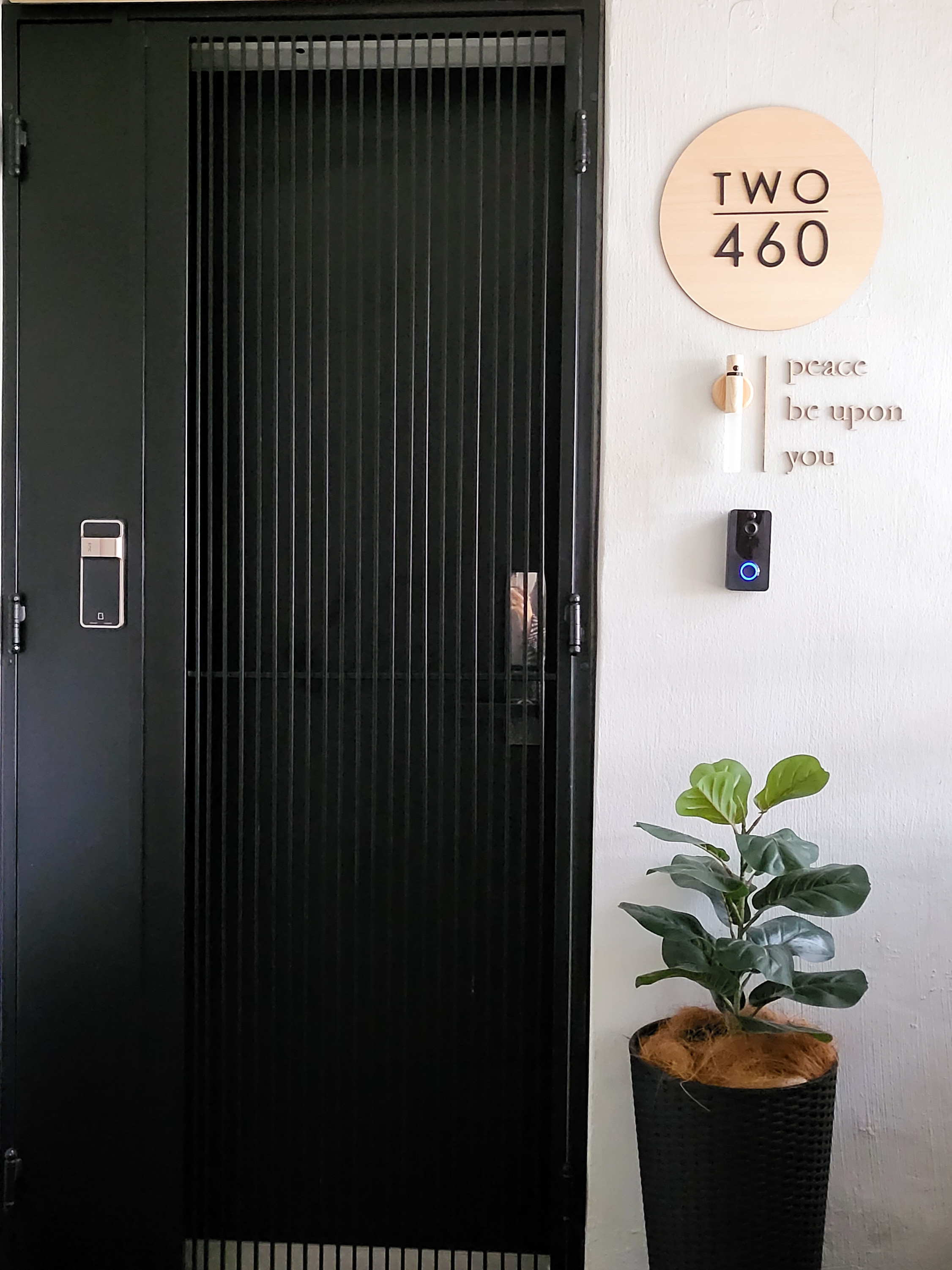 Warm & Private Foyer Space In the Heart Of Bedok Reservoir