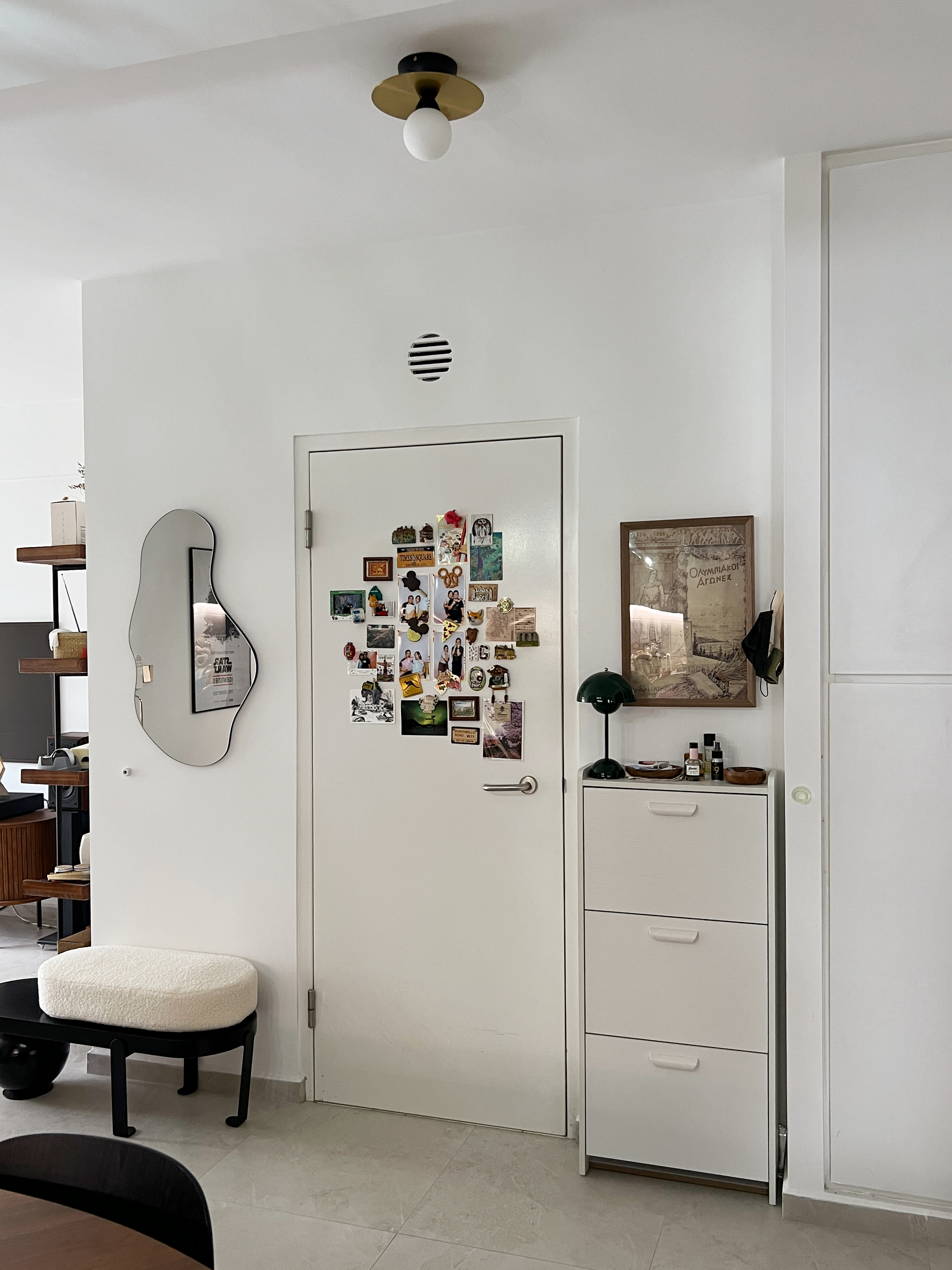 Our-entryway-of-our-4-room-BTO-(No-Carpentry)