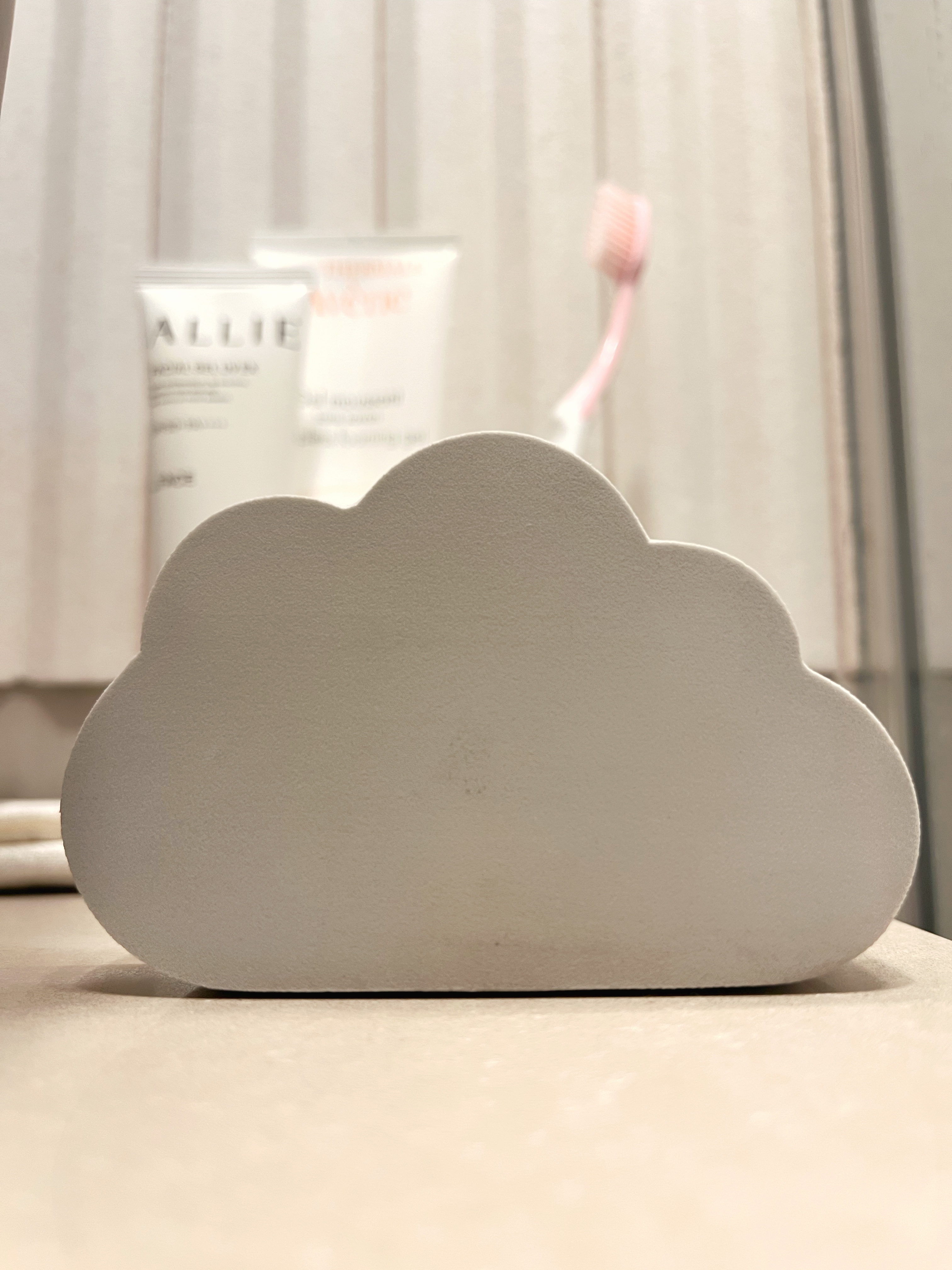 Favourite home purchases 6 months in! (Part 1) - Soft cloud-shaped soap dish, minimalist design, neutral color palette