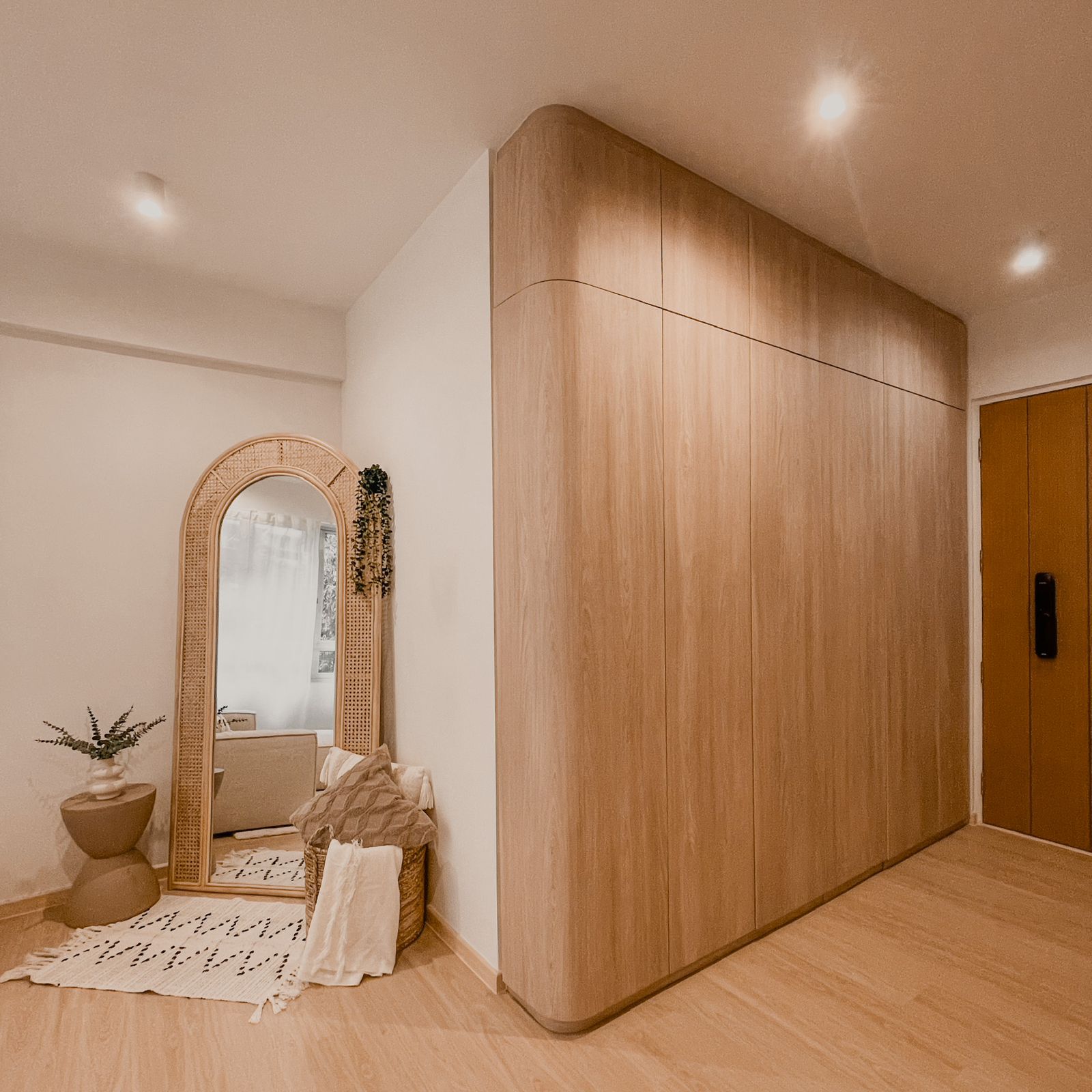 Chic & Curvalicious Entrance Foyer  - Wooden wardrobe, minimalist design, light beige color, natural wood texture, soft