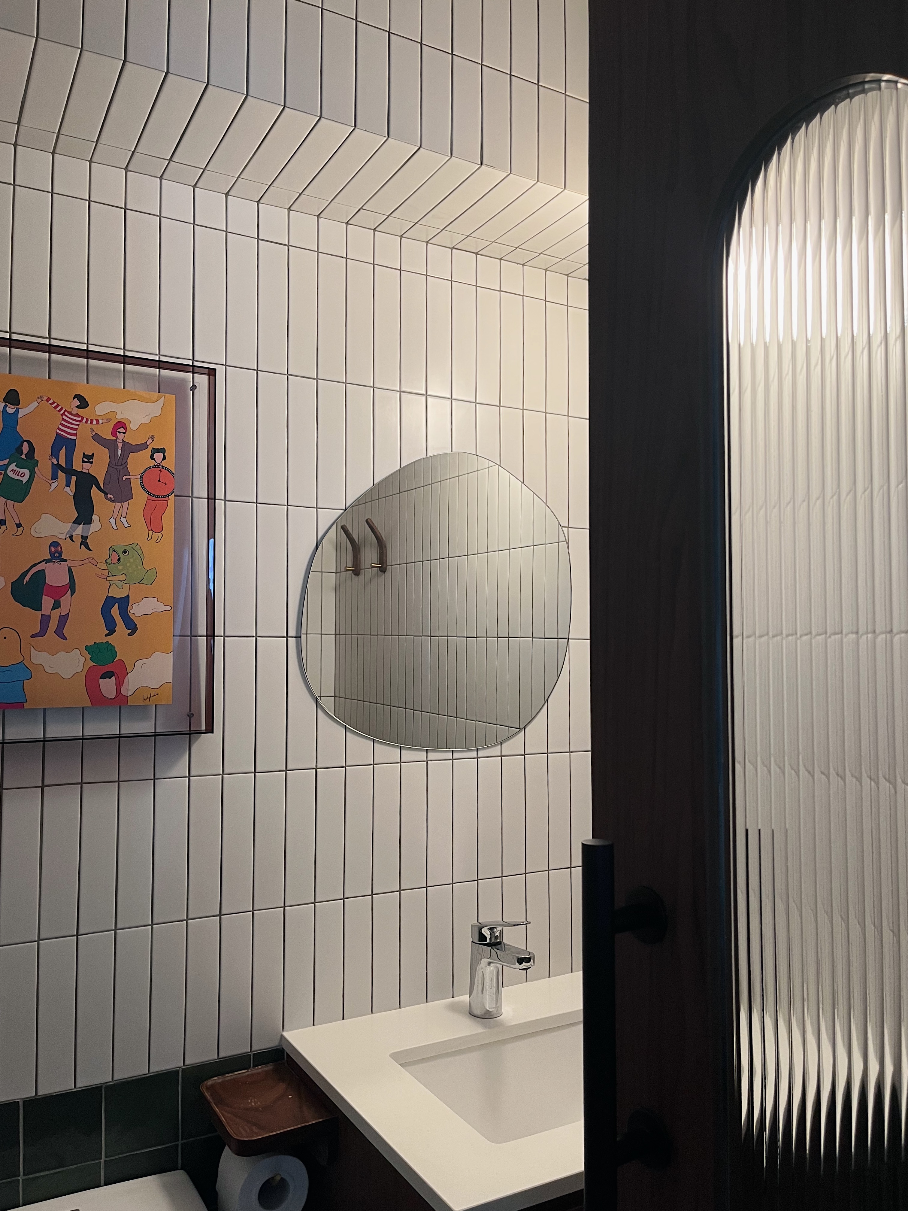 Aesthetic Master Ensuite With Surprises!