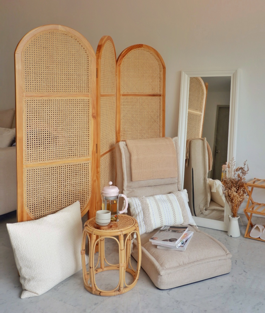 Rustic Entrance Foyer  - Wicker furniture, beige cushions, woven design, cozy seating, indoor setting, soft lighting, natural