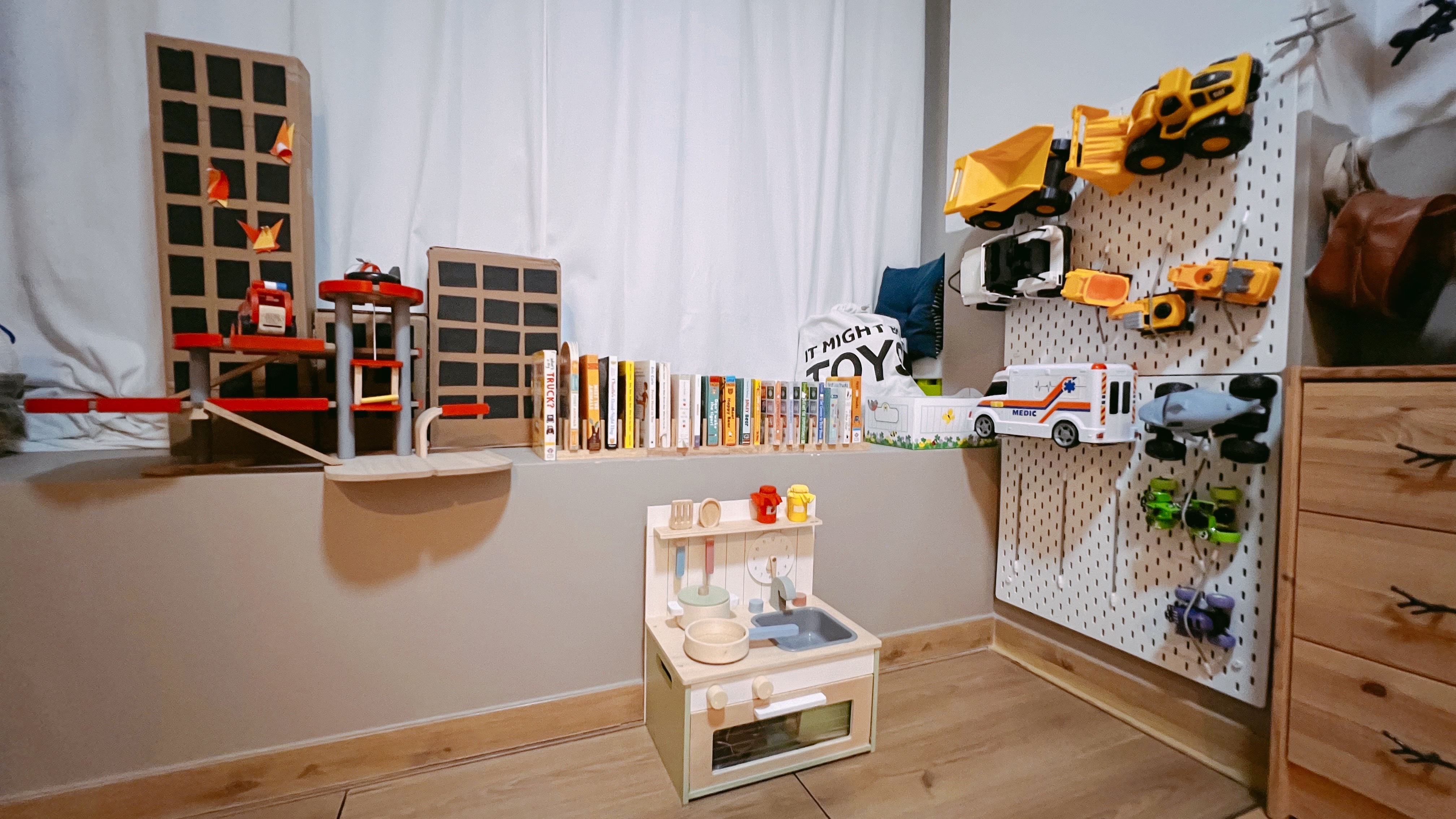 Welcome To Our Two Year Old’s Crib!