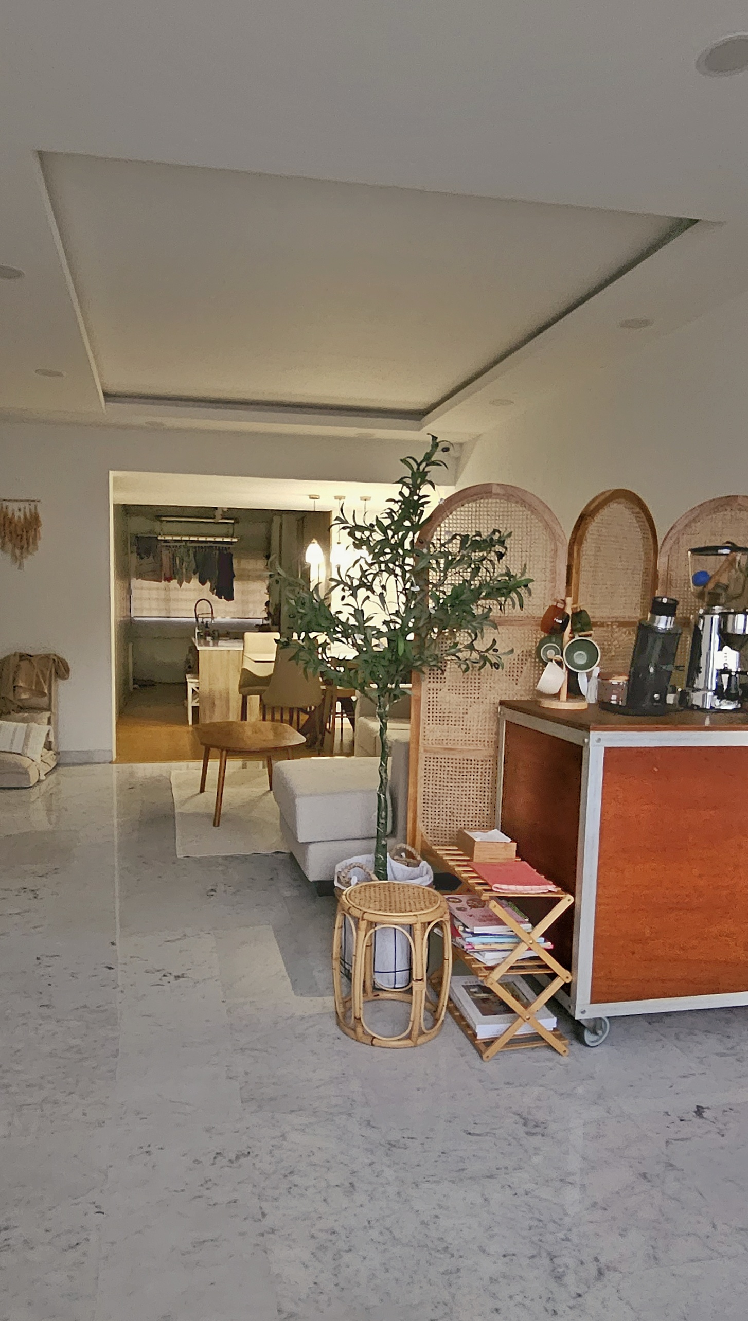 Transform a 4 rm HDB resale flat to a lovely home