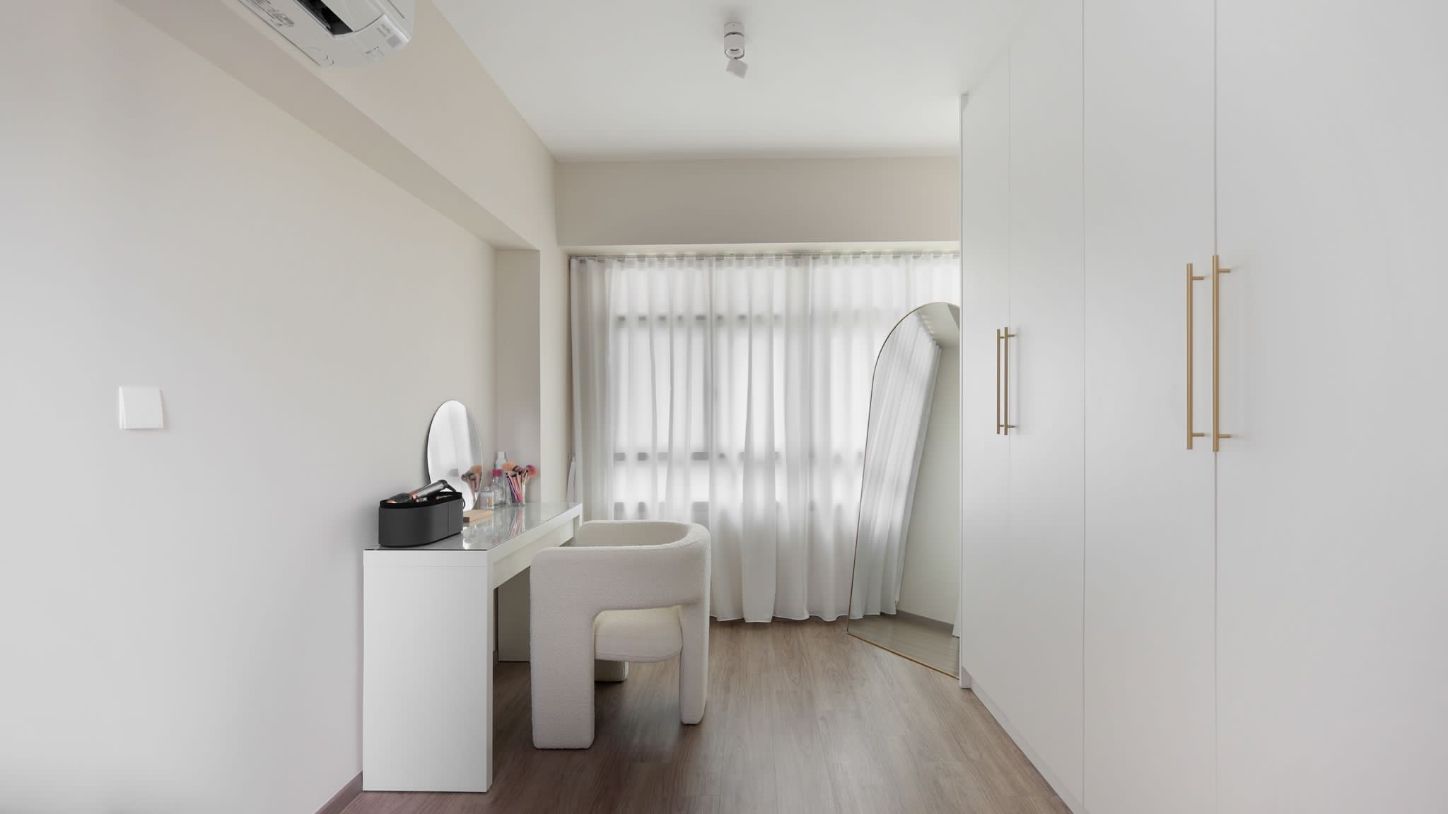 Open-concept vanity area