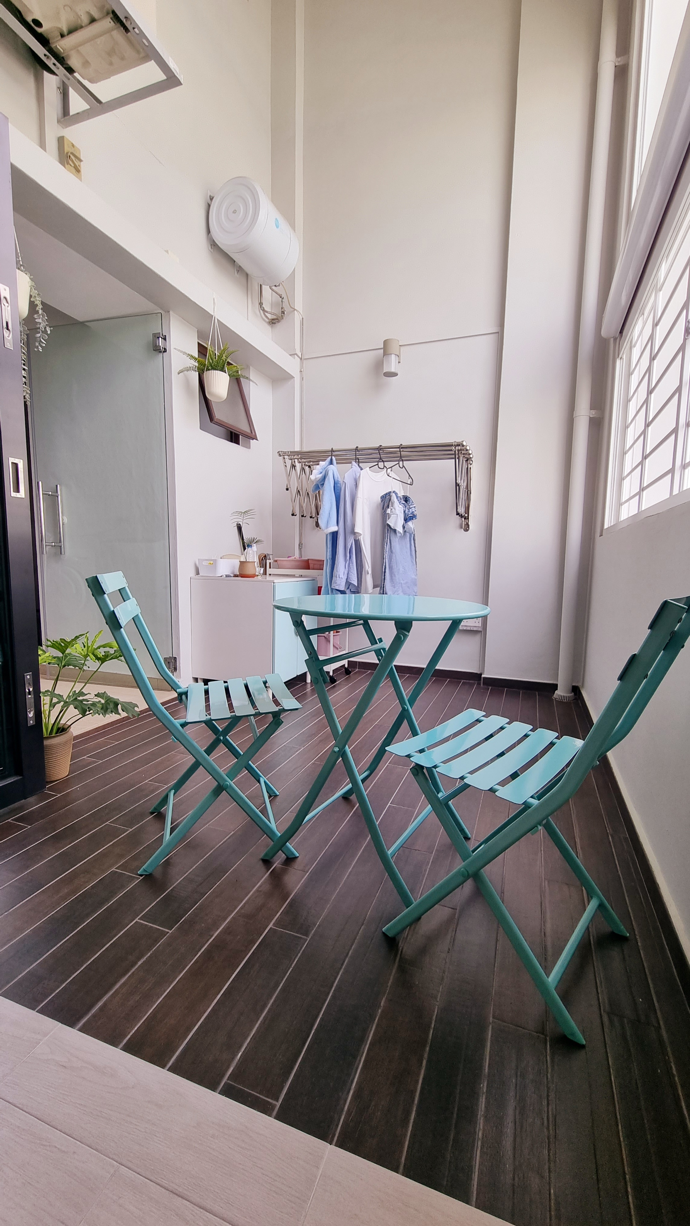 Where we do our laundry with POP OF COLOURS