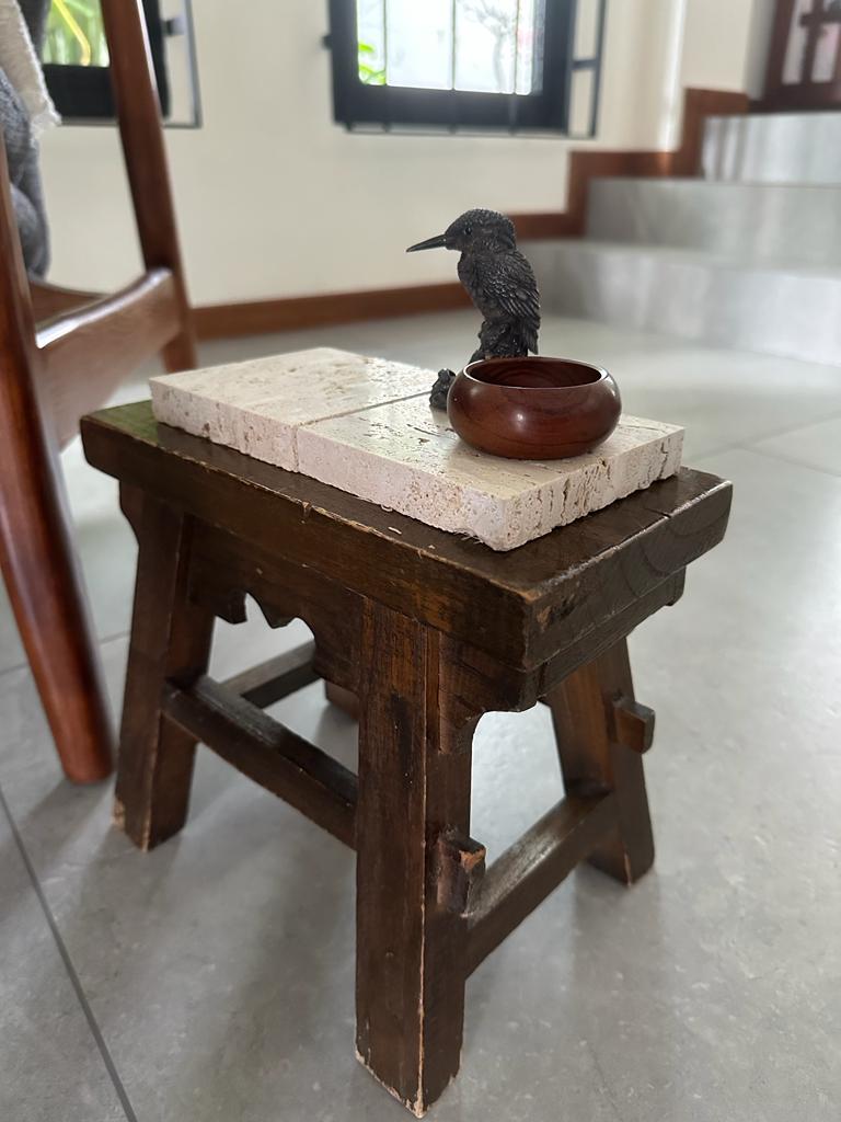 Living-in-simplicity-where-less-is-more