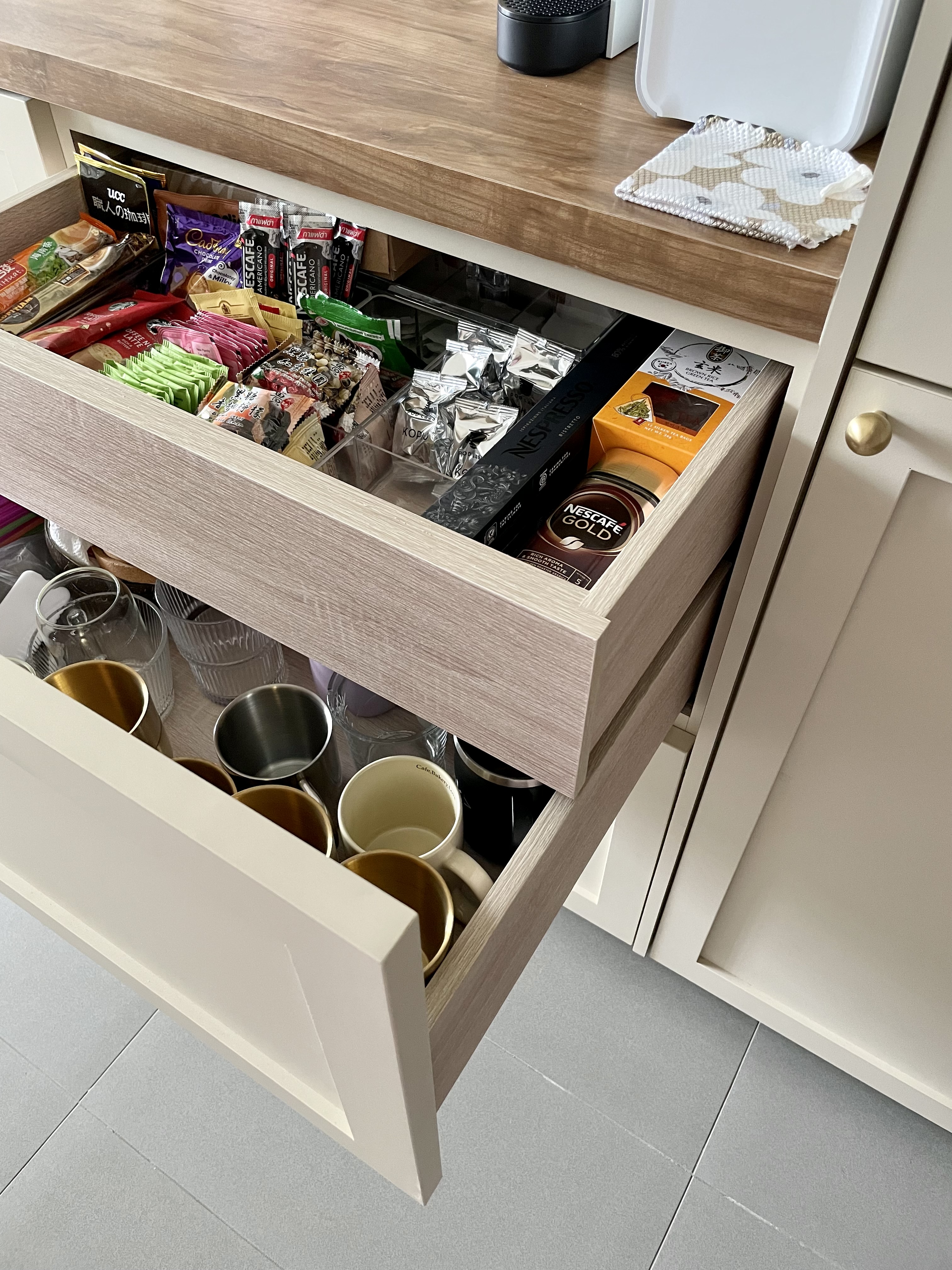 Dream Farmhouse Kitchen in small BTO - coffee, tea, coffee beans, espresso, Nescafé Gold, mugs, cups, glass, coffee maker