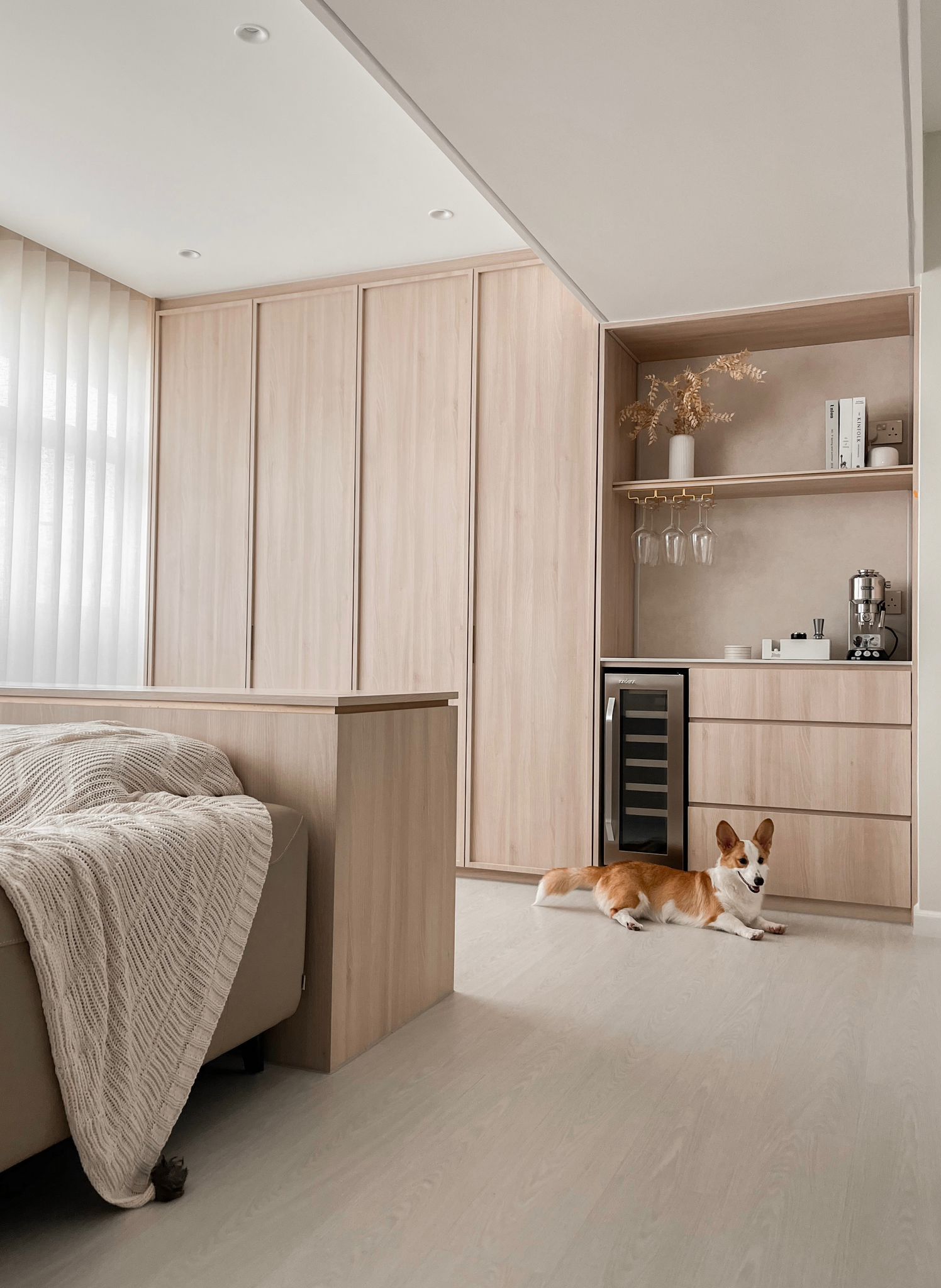 Study with the perfect zoom backdrop - Wooden cabinetry, modern kitchen, cozy atmosphere, beige walls, light wooden