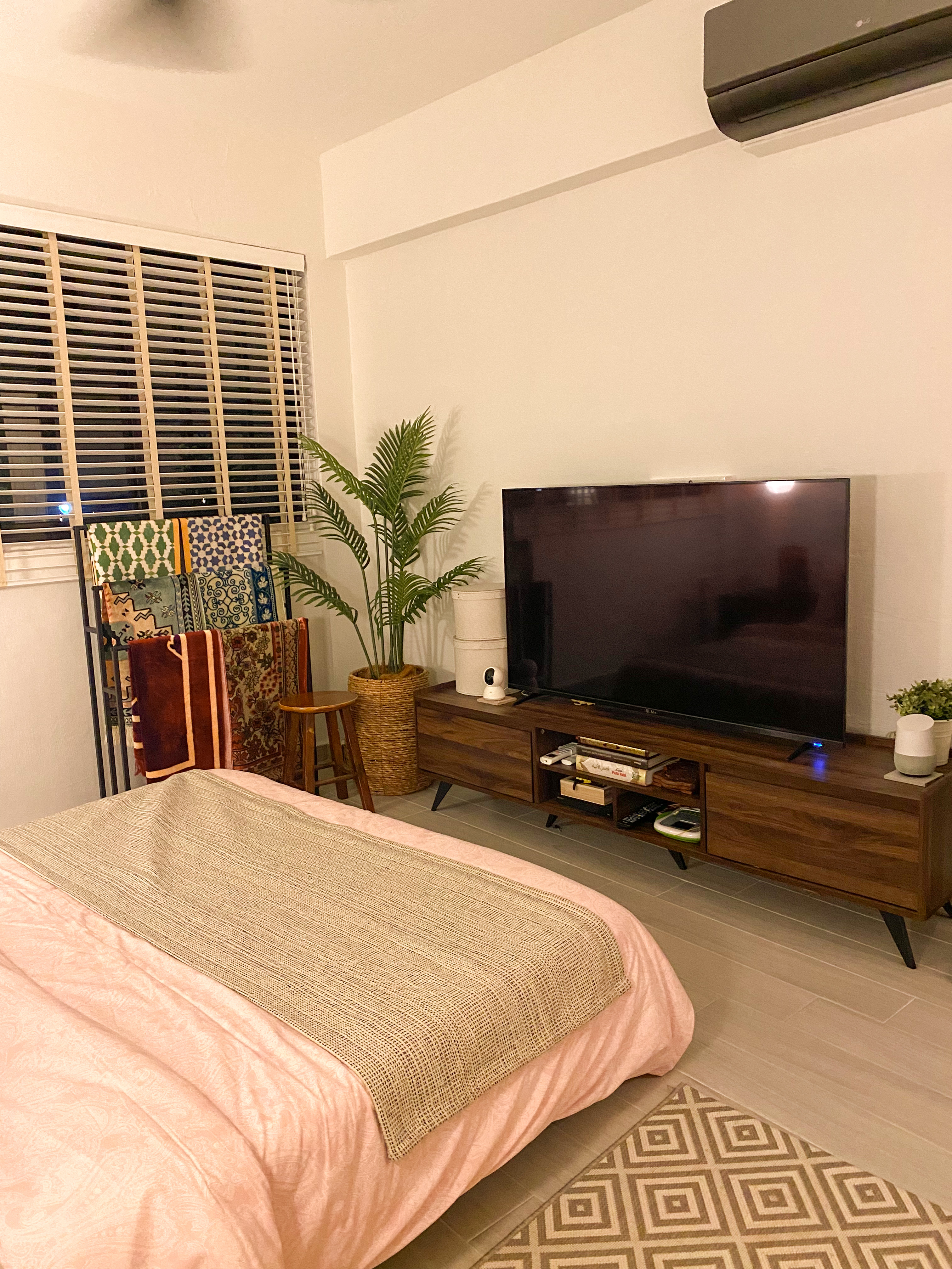 Day & Night of the new bedroom