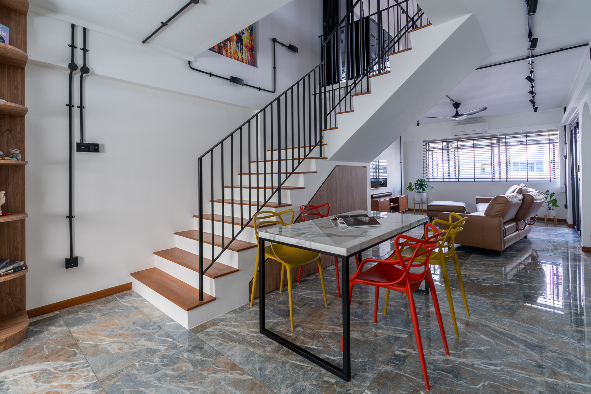 Designing a flexible dining setup - Modern living room with contemporary design, marble floor, colorful chairs, wooden