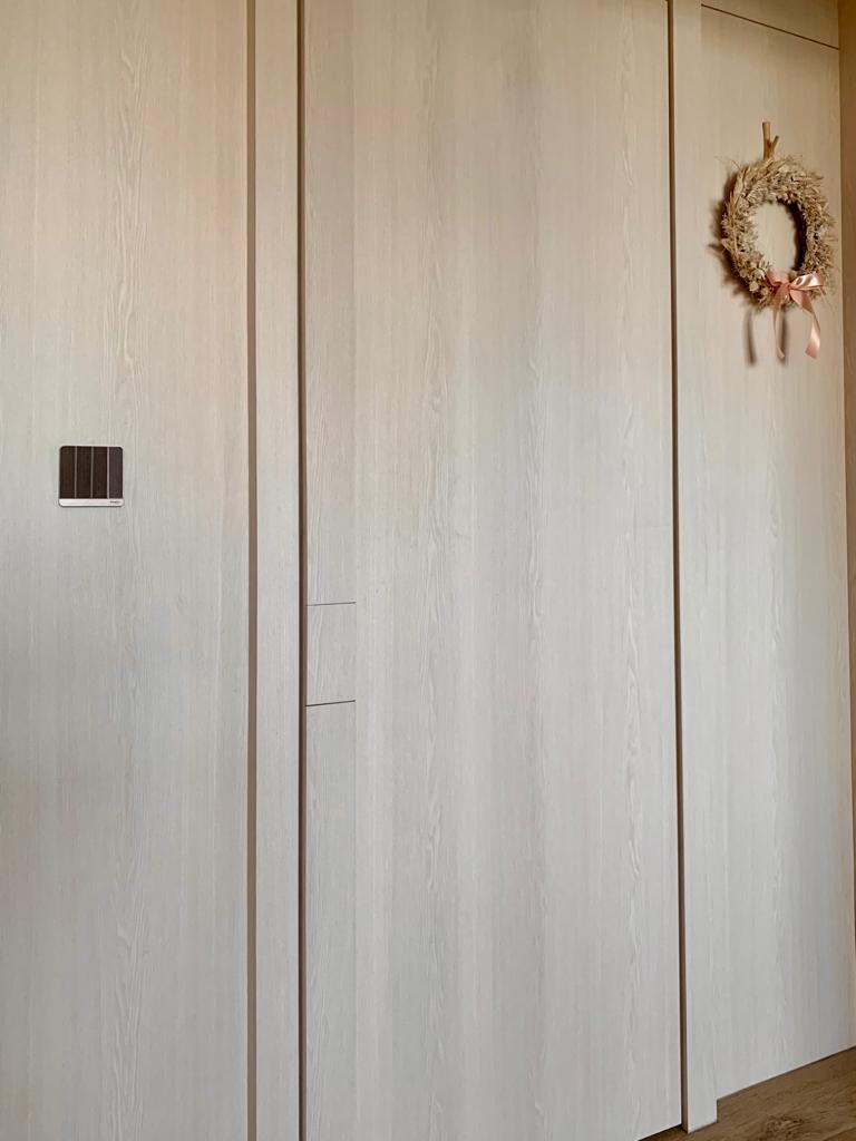 Japanese Inspired Interior | Bathrooms as a space to relax - Wooden wardrobe, minimalist design, light beige finish, vertical