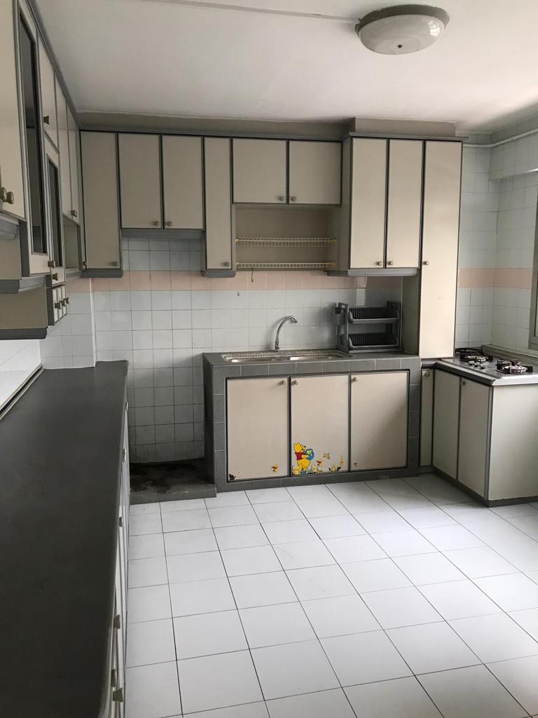 Transforming our kitchen with cozy cafe vibes