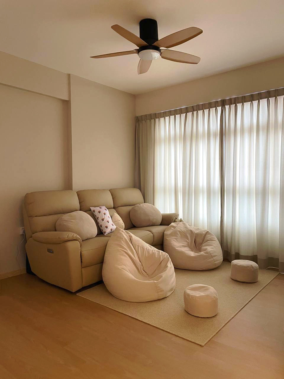 Embracing Simplicity - The Beige Minimalist Haven 🏠