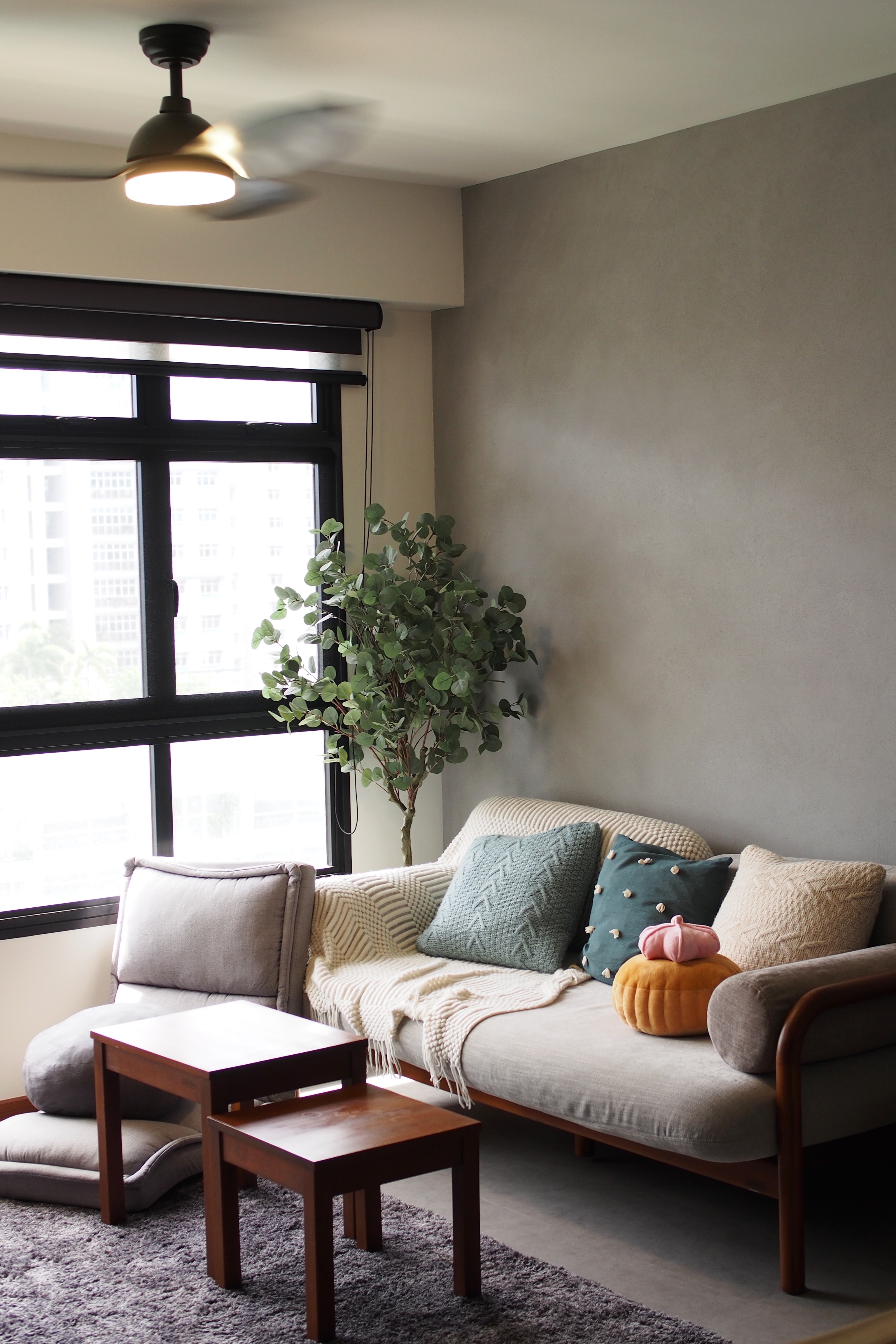 Styling a living room with 0 built-ins