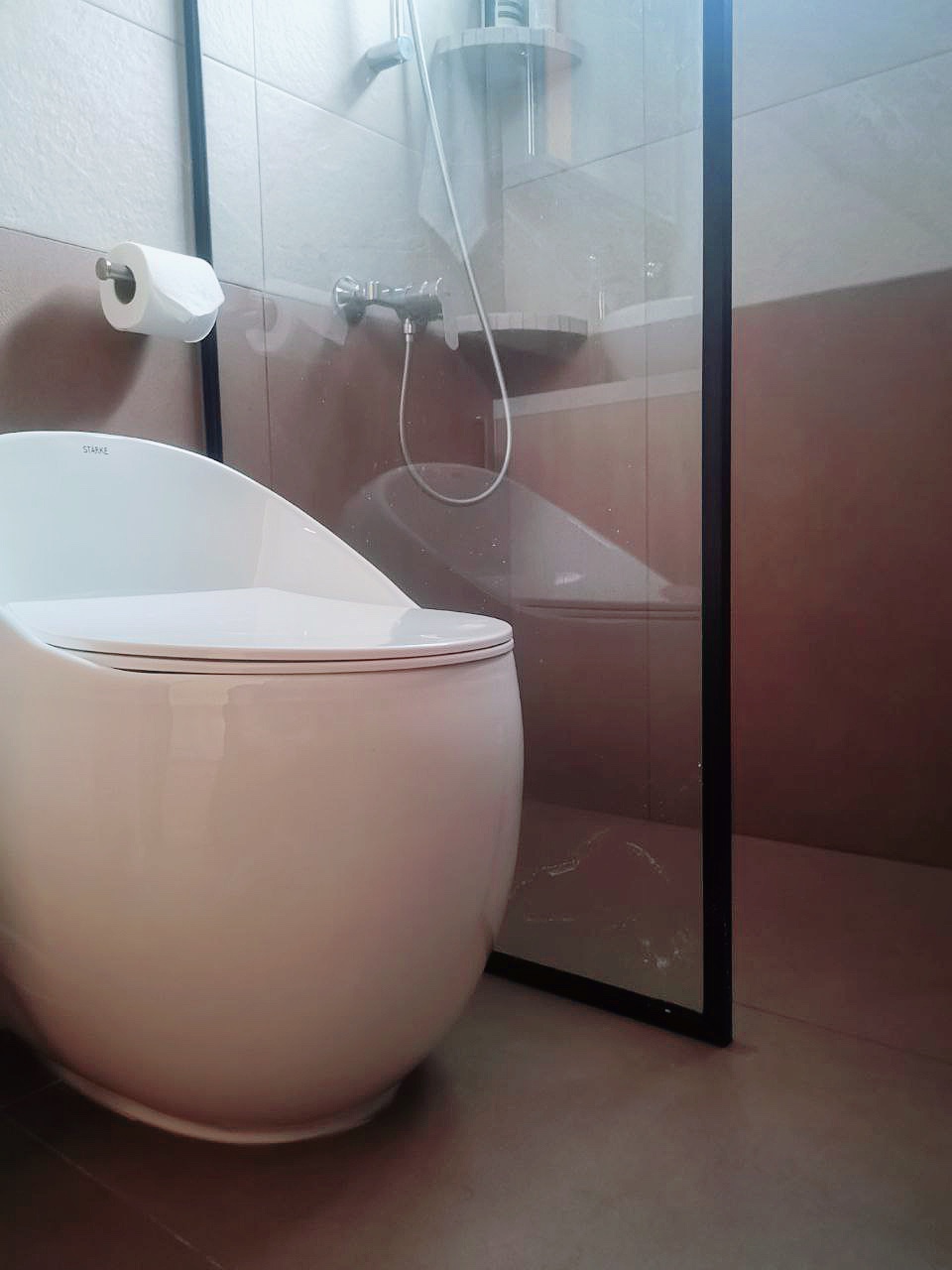 Curvy and practical: functional fun in terracotta!