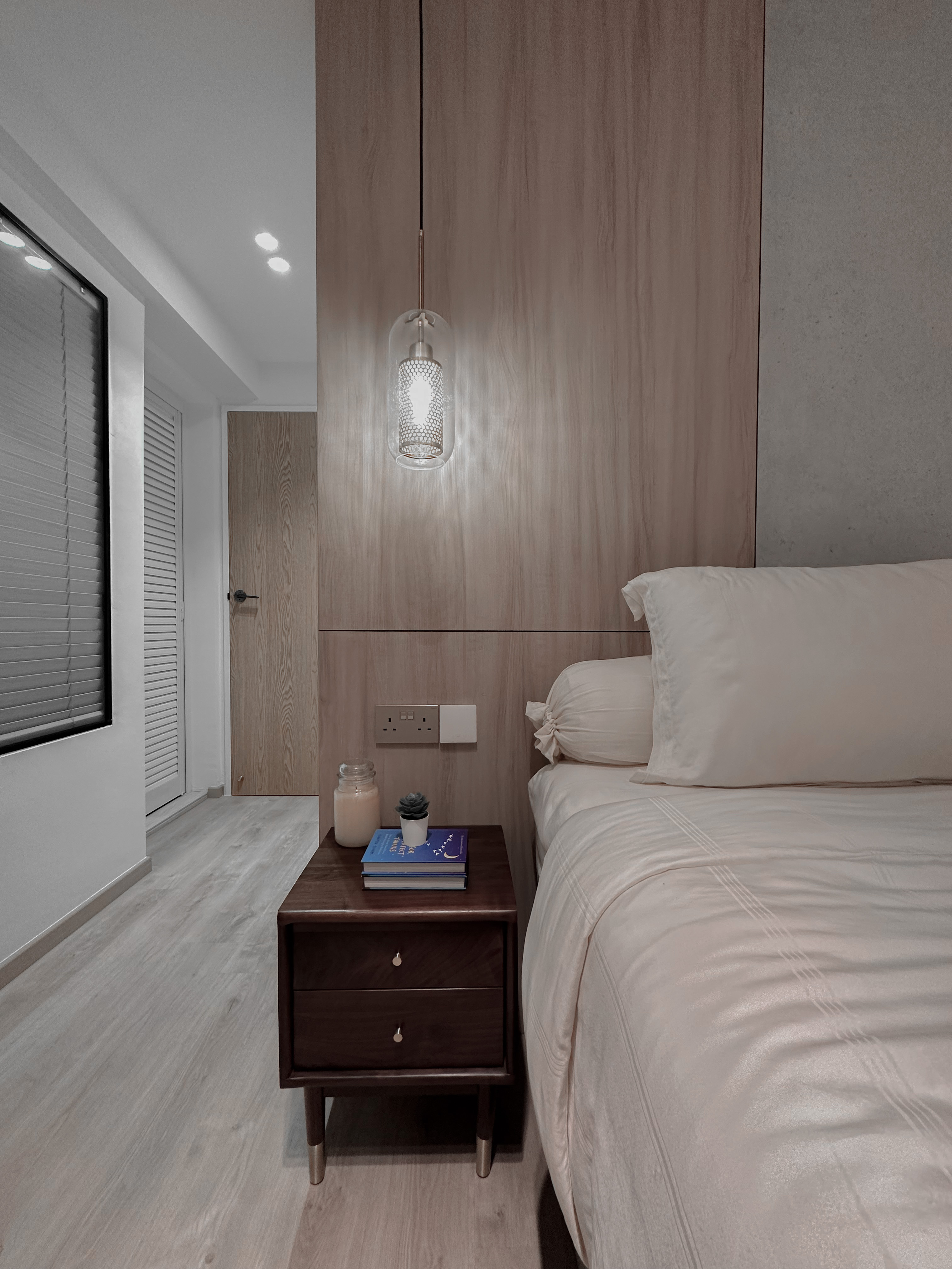 Beauty in Asymmetry: Cosy Lux Bedroom - Wooden wall, modern bedroom, minimalist design, wooden paneling, light gray floor