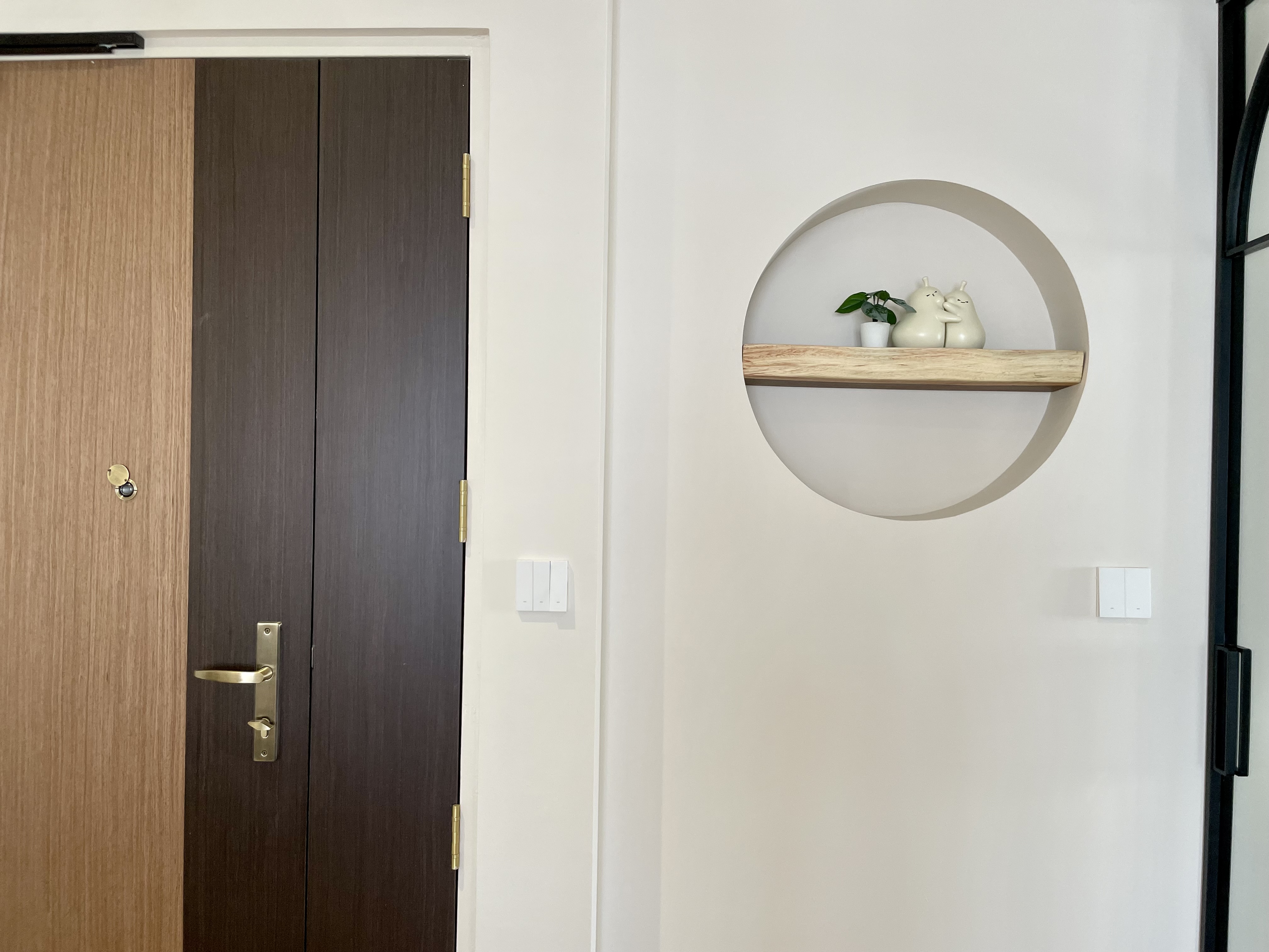 Simple Entryway with Shoe Shelves in DB Box  - Wooden door with brass handle, dark wood door, circular wall shelf, white