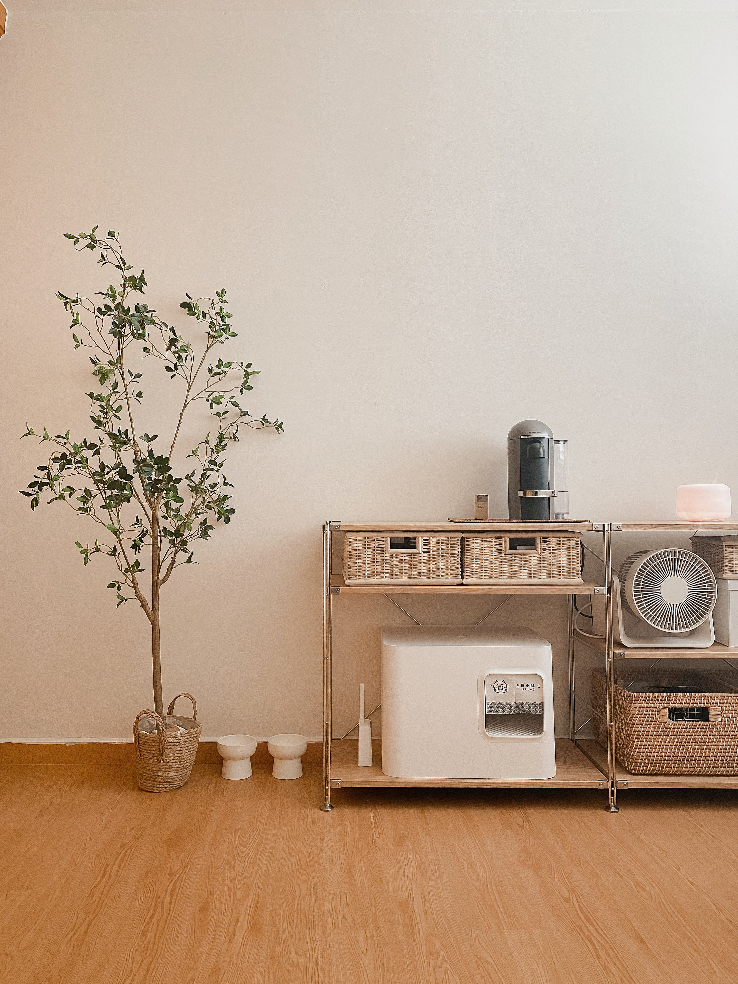 Golden-Hour-Snack-time-at-Home