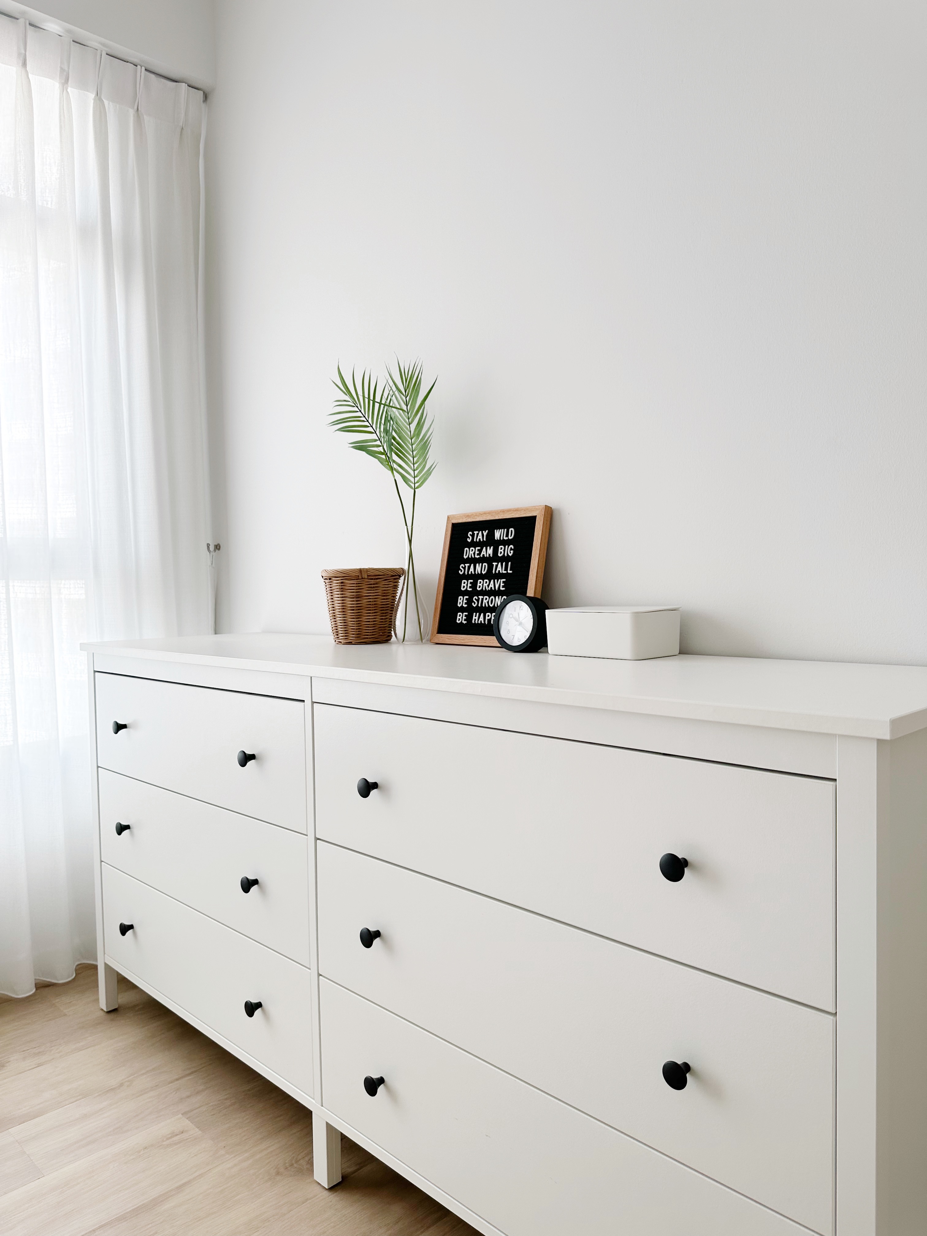 Fun & Cozy Safari Themed Kids’ Room 🌿🦒🦓 - White minimalist dresser with black handles, light wooden floor, white sheer
