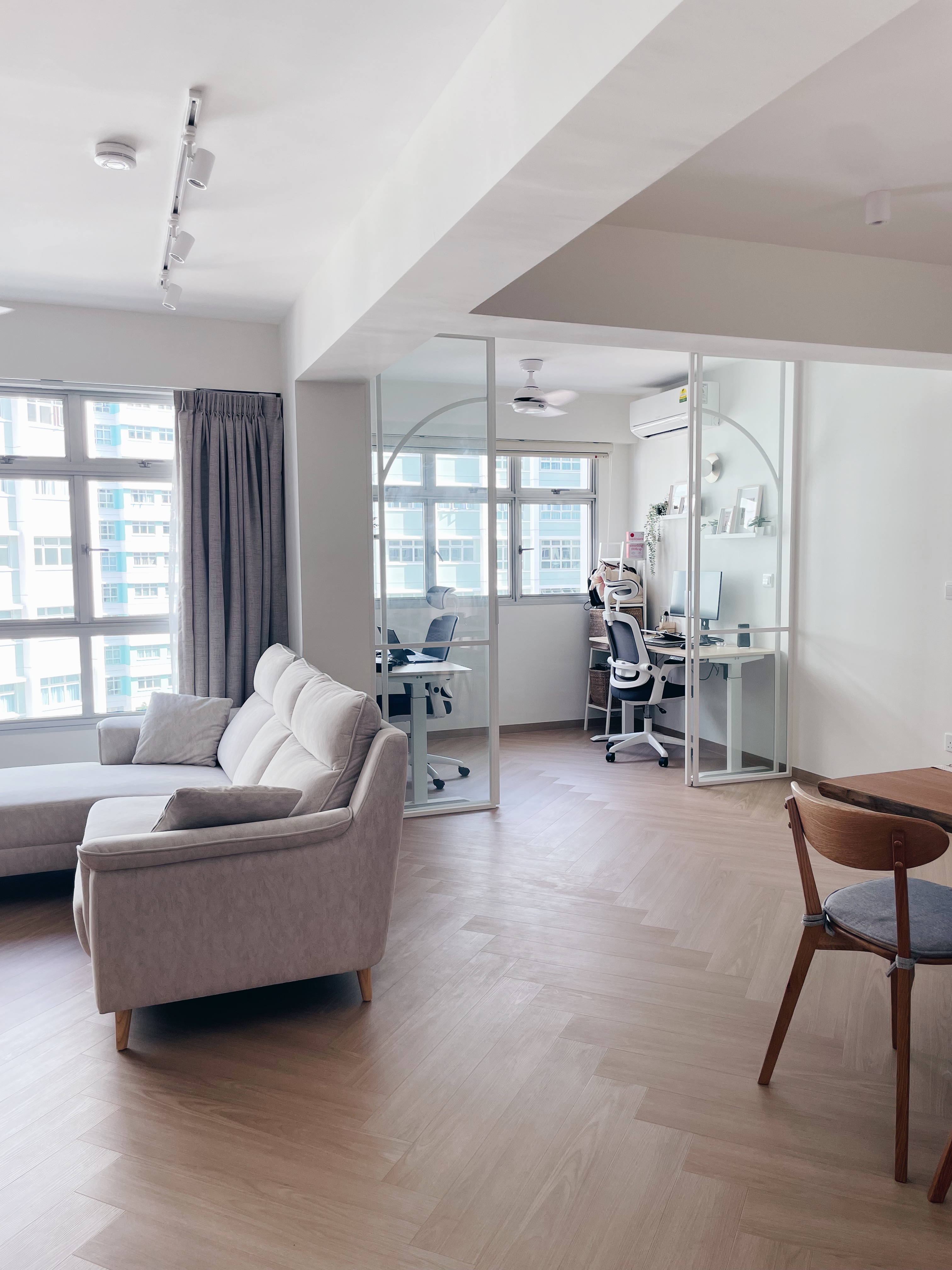 An Urban Oasis: Bright & Airy Scandi BTO with Earthy Undertones