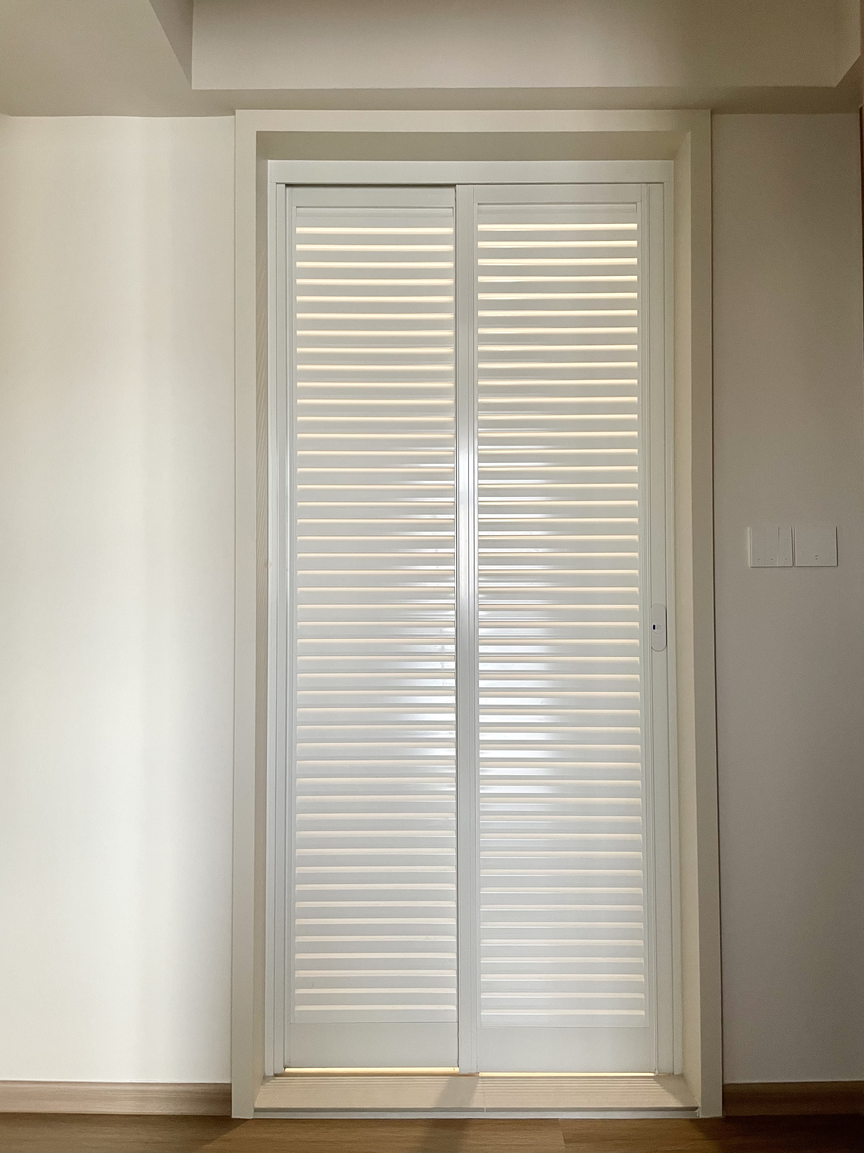 Dream-Pink-Bathroom-without-overlaying-all-walls