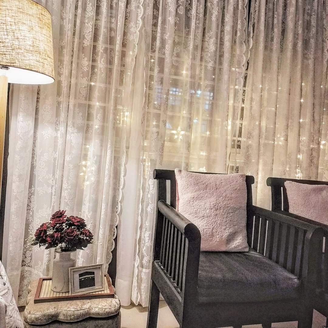 #SGhomestories - Thekilabrets haven👋 - Glamorous window with sheer lace curtains, soft warm lighting, cozy armchair with