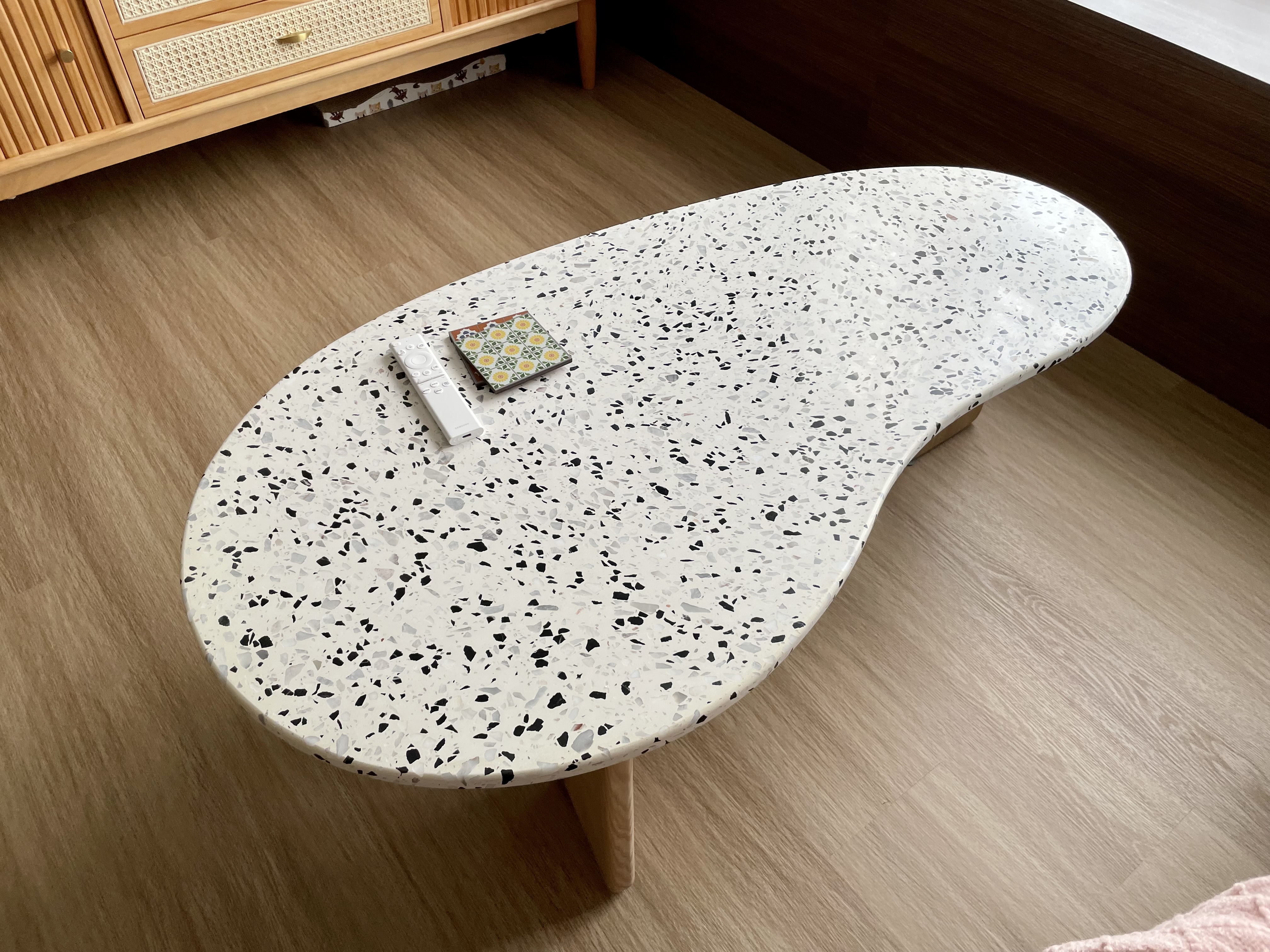 Curves, Wood and Greys in Living Room