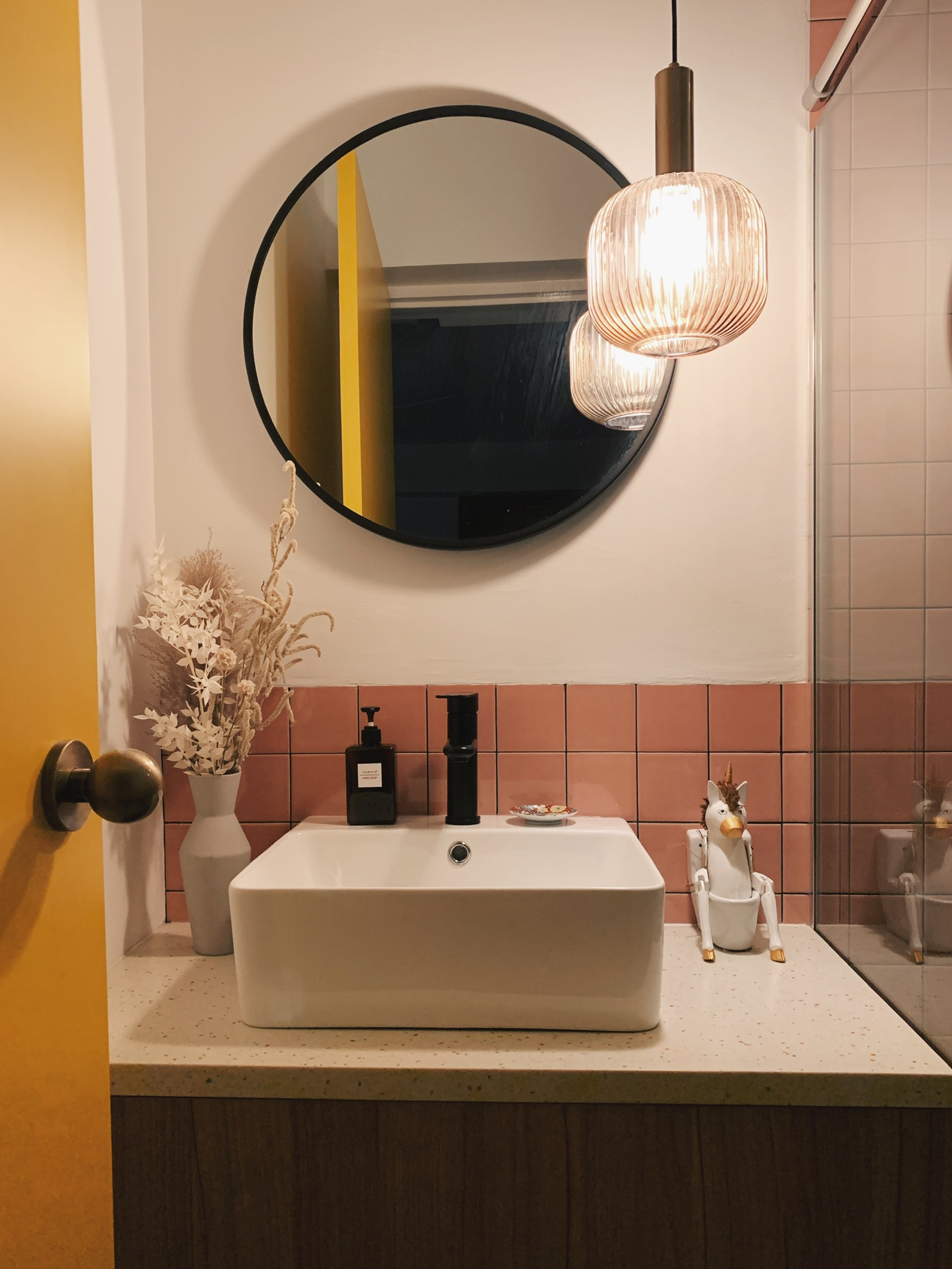 Where-Every-Bathroom-Break-is-a-Mini-Getaway!