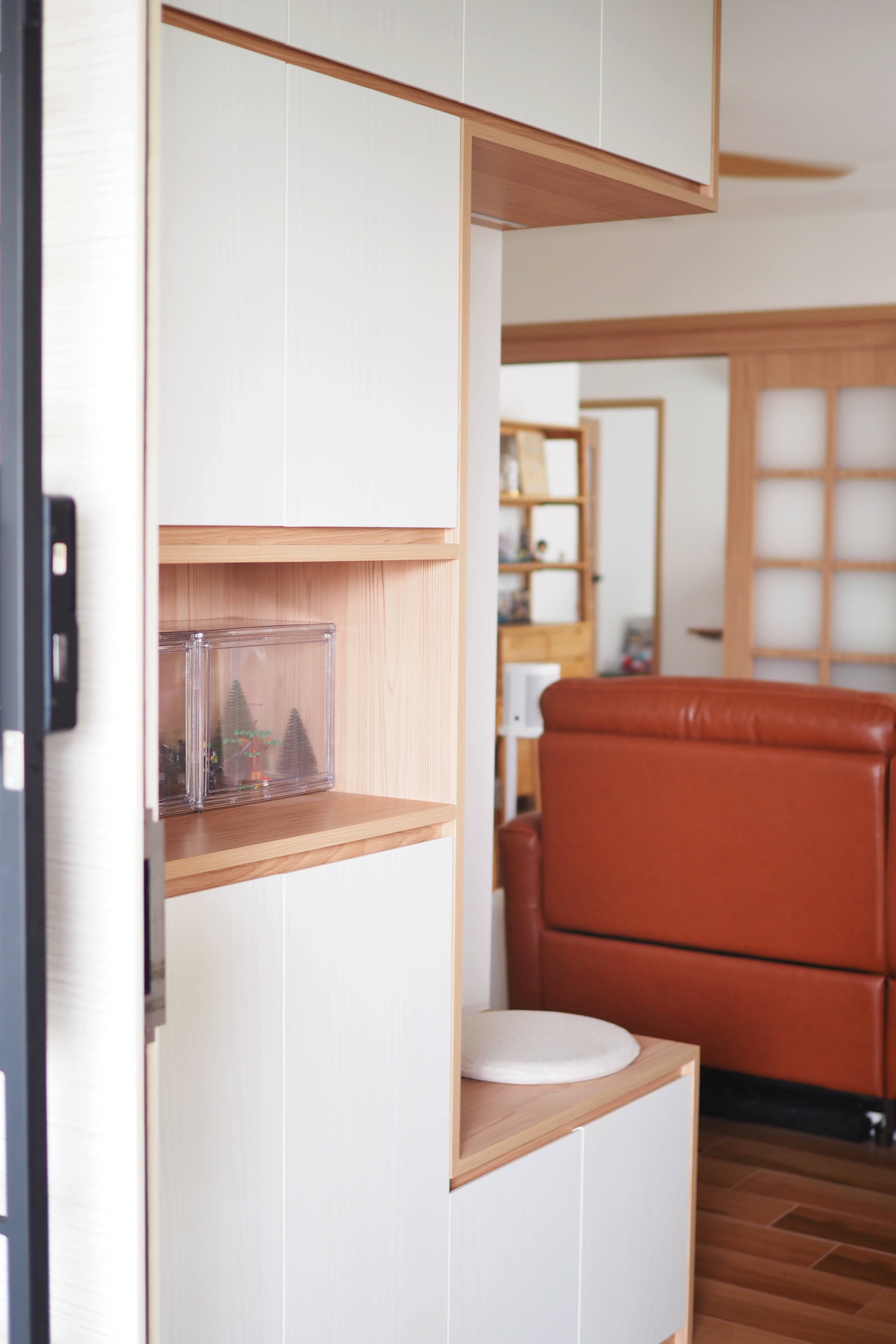 Maximising Space at Our Entryway