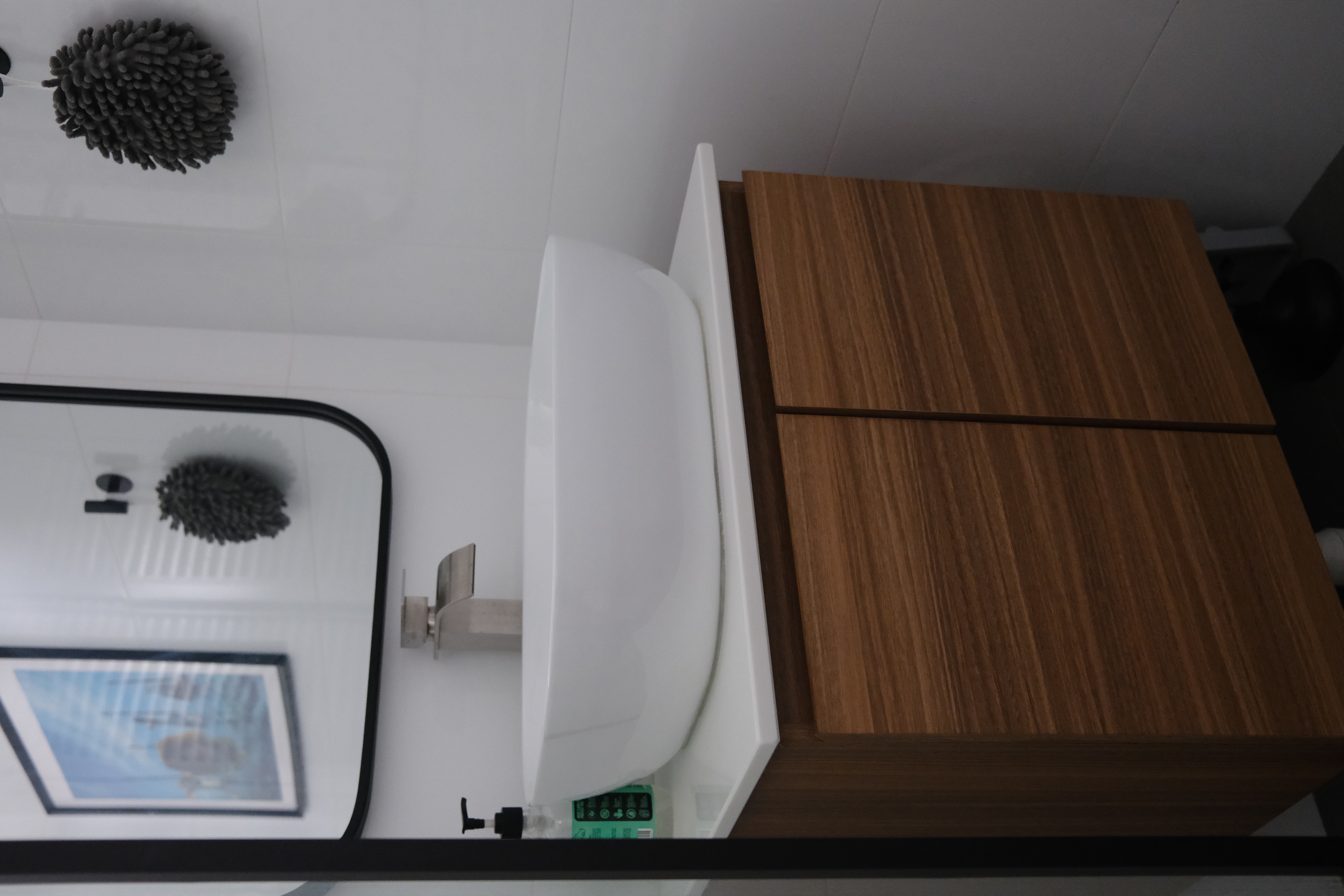 Our-Bathroom-|-Where-we-freshen-up-