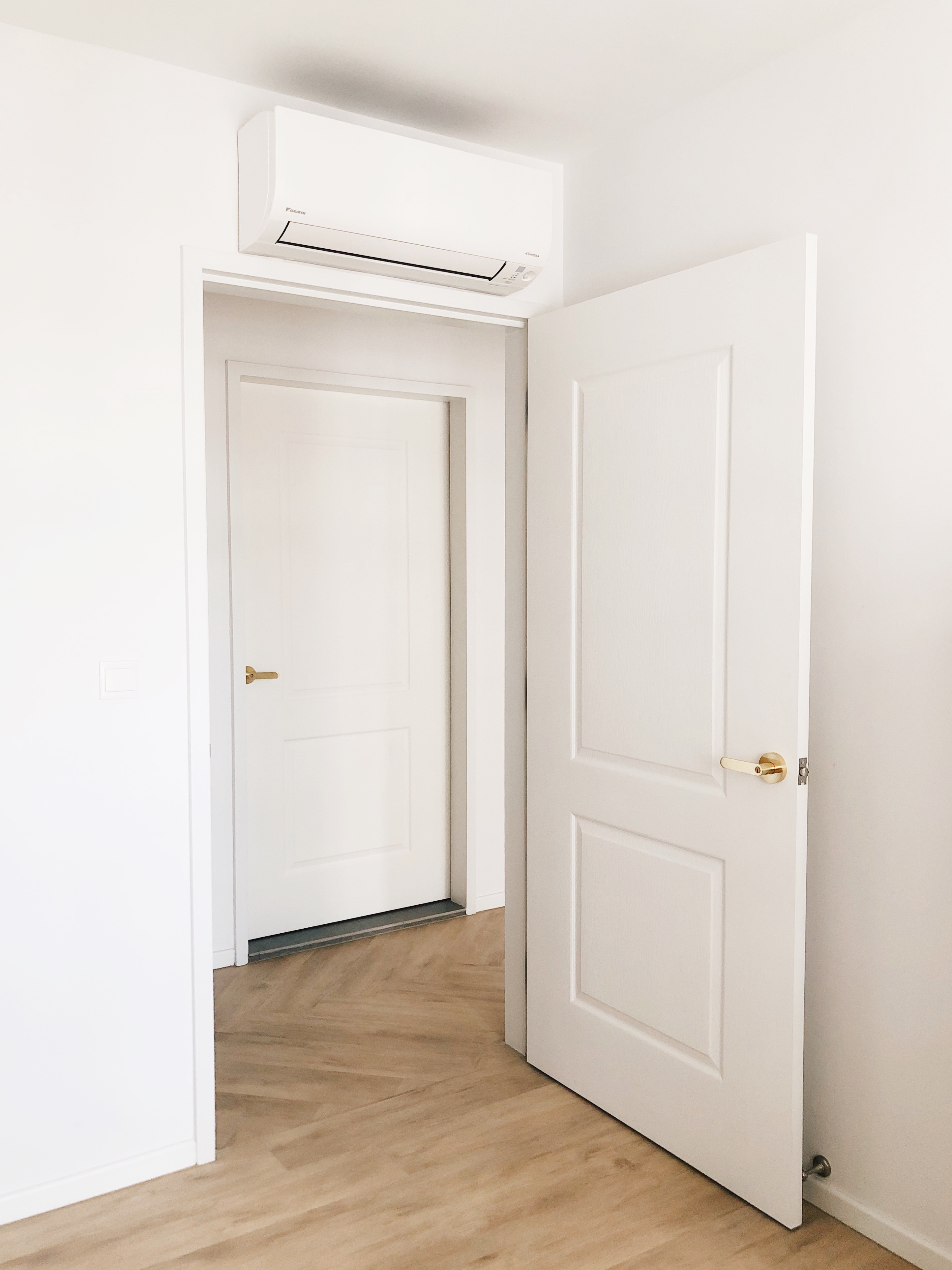 Customising-Our-BTO-Room-Doors