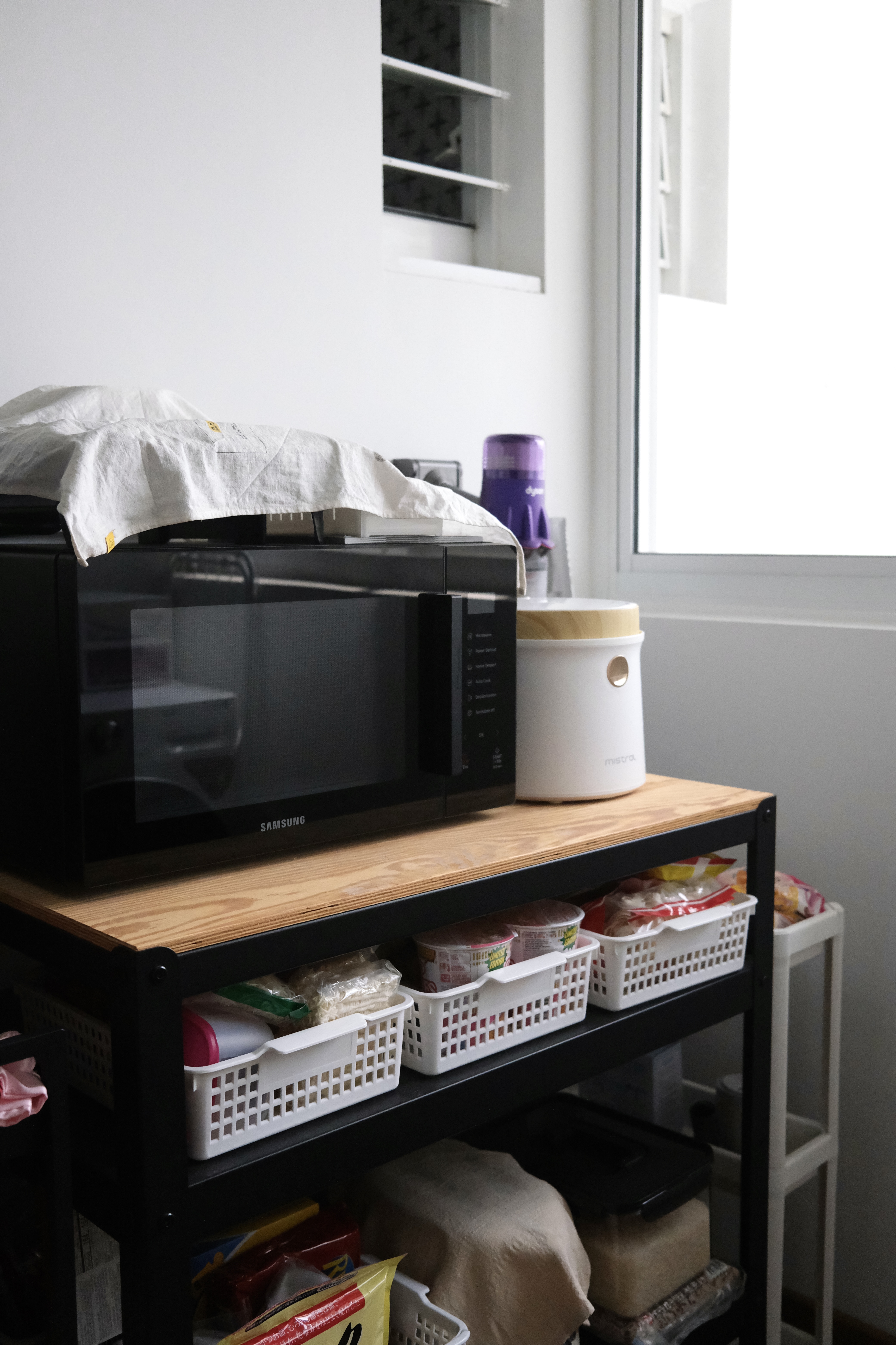 The-Service-Yard-|-An-extension-of-our-kitchen