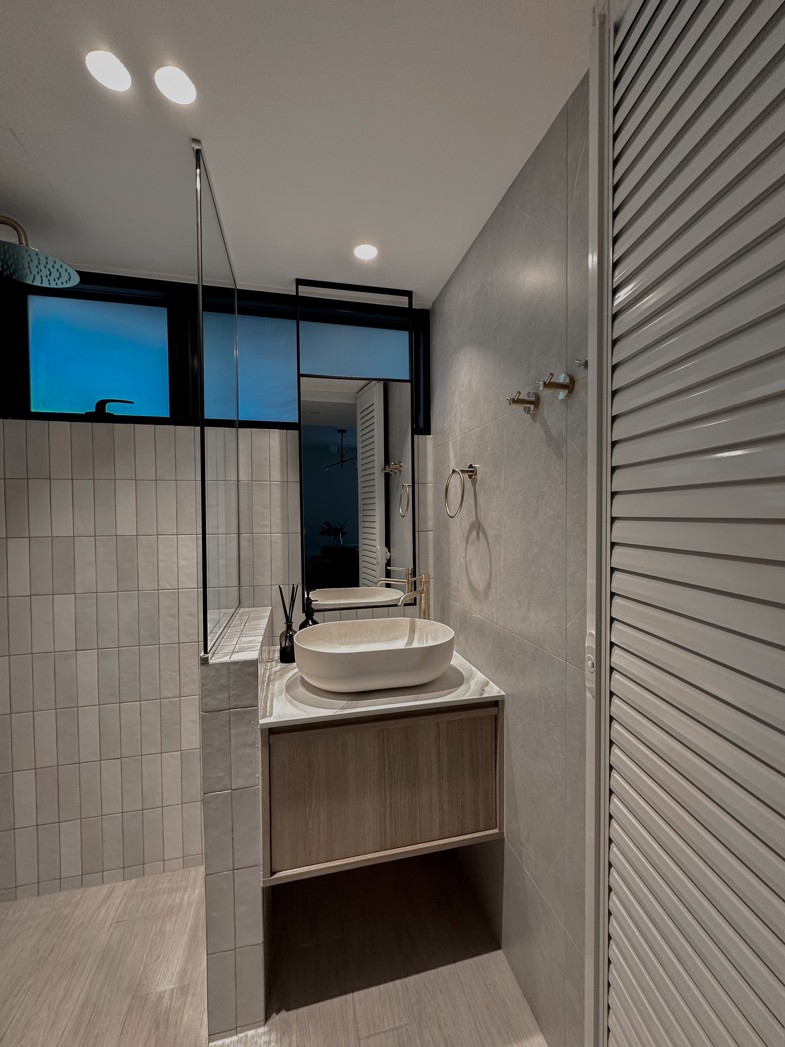 Cosy Lux Bathroom with Hotel Vibes  ✨ - Modern bathroom with sleek design, large vanity sink, contemporary shower enclosure