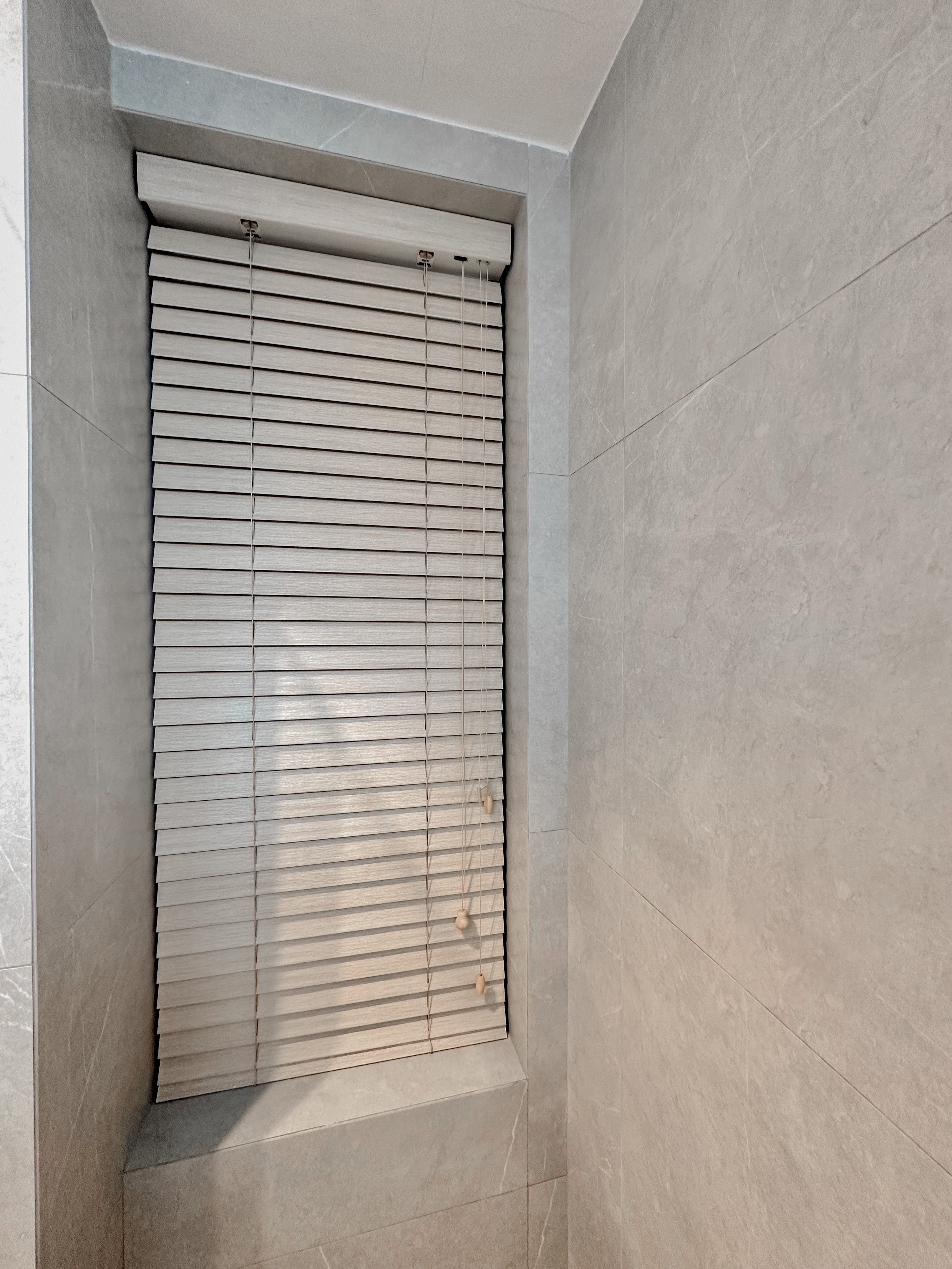 Cosy Lux Bathroom with Hotel Vibes  ✨ - Modern bathroom, closed window, beige blinds, textured wall, minimalist design, clean