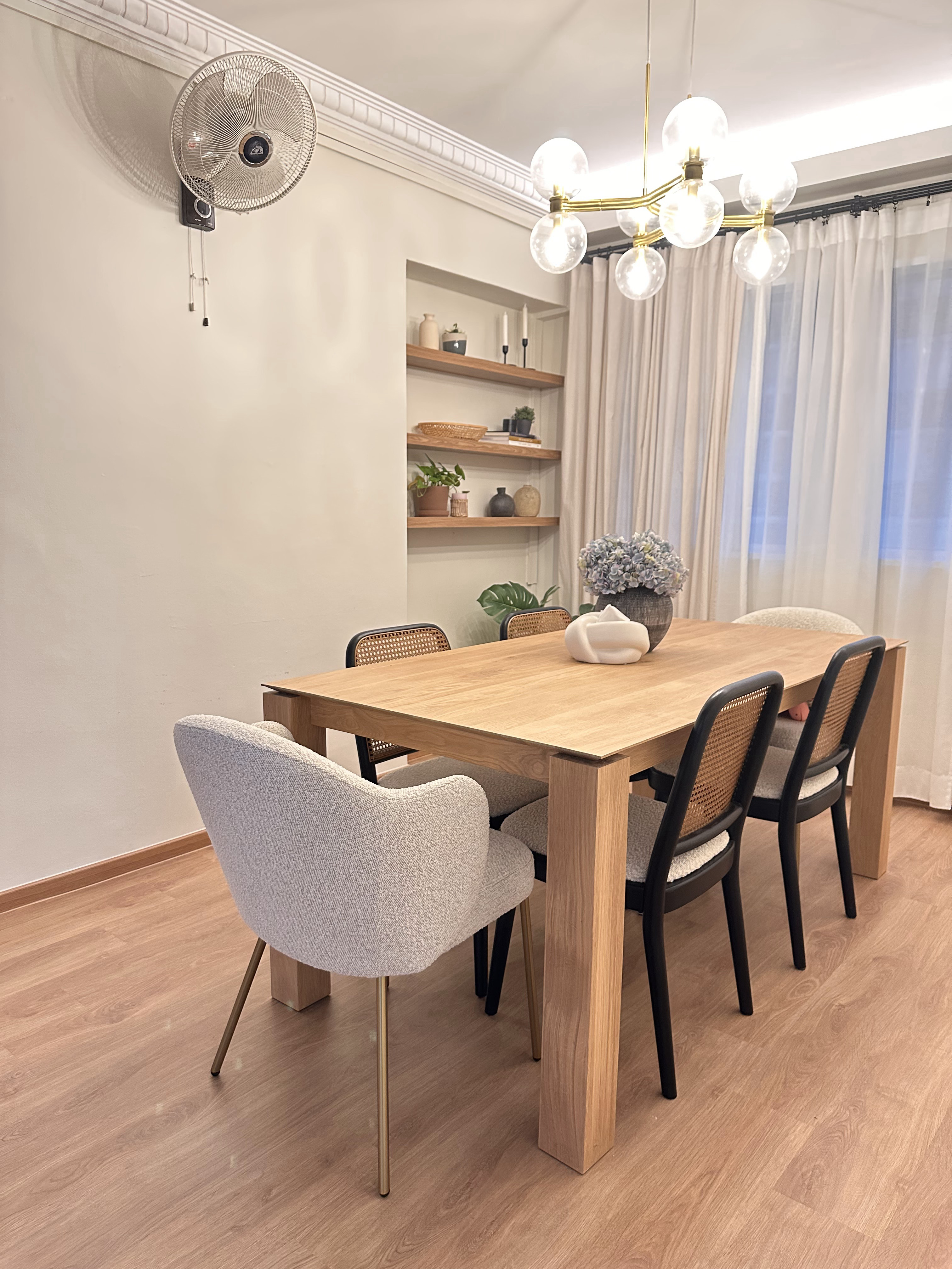 Designing our own modern farmhouse. - Modern dining room with wooden table and chairs, minimalist design, light beige walls