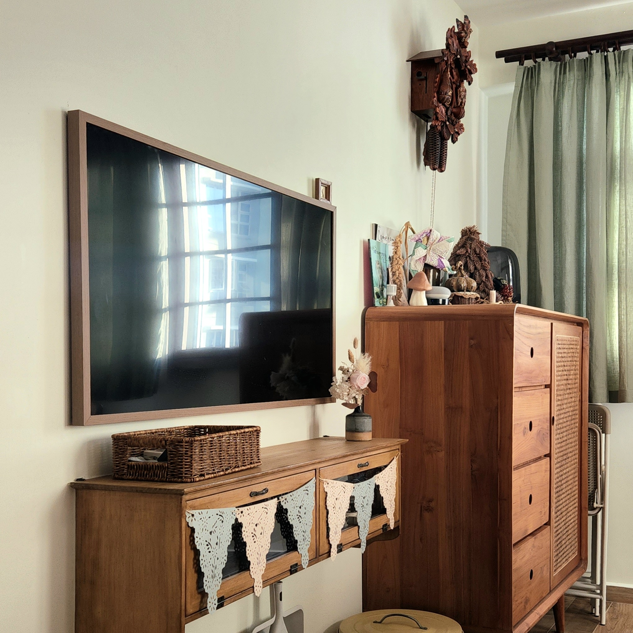 Come in, where it's always autumn (Zakka Vintage BTO) - Wooden TV cabinet, rustic decor, cozy room, vintage charm, natural