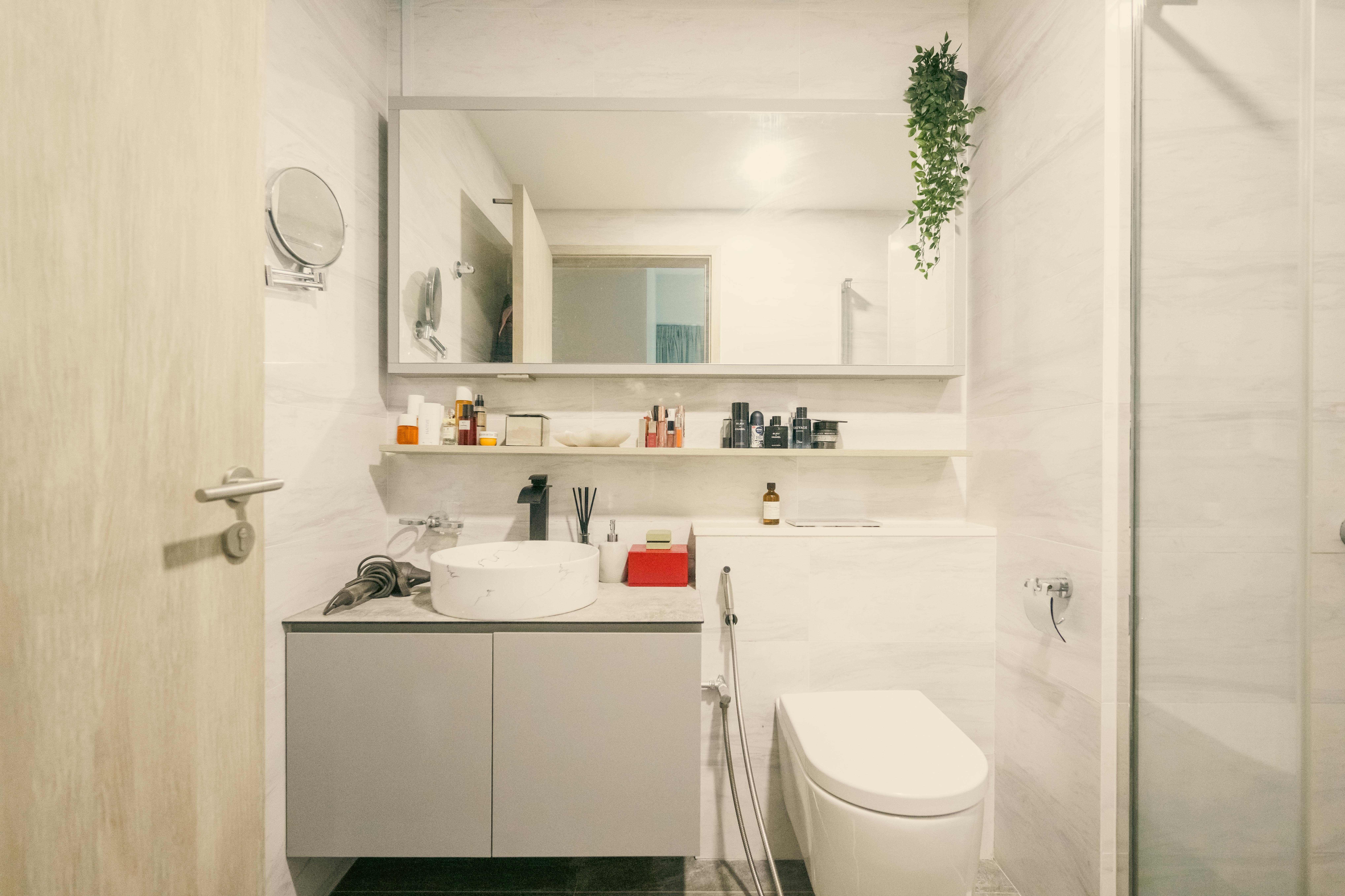 #RUMAHTHEABDULS&#x27; Second Home In The Heart Of Tampines - White marble bathroom, modern design, minimalist decor, sleek