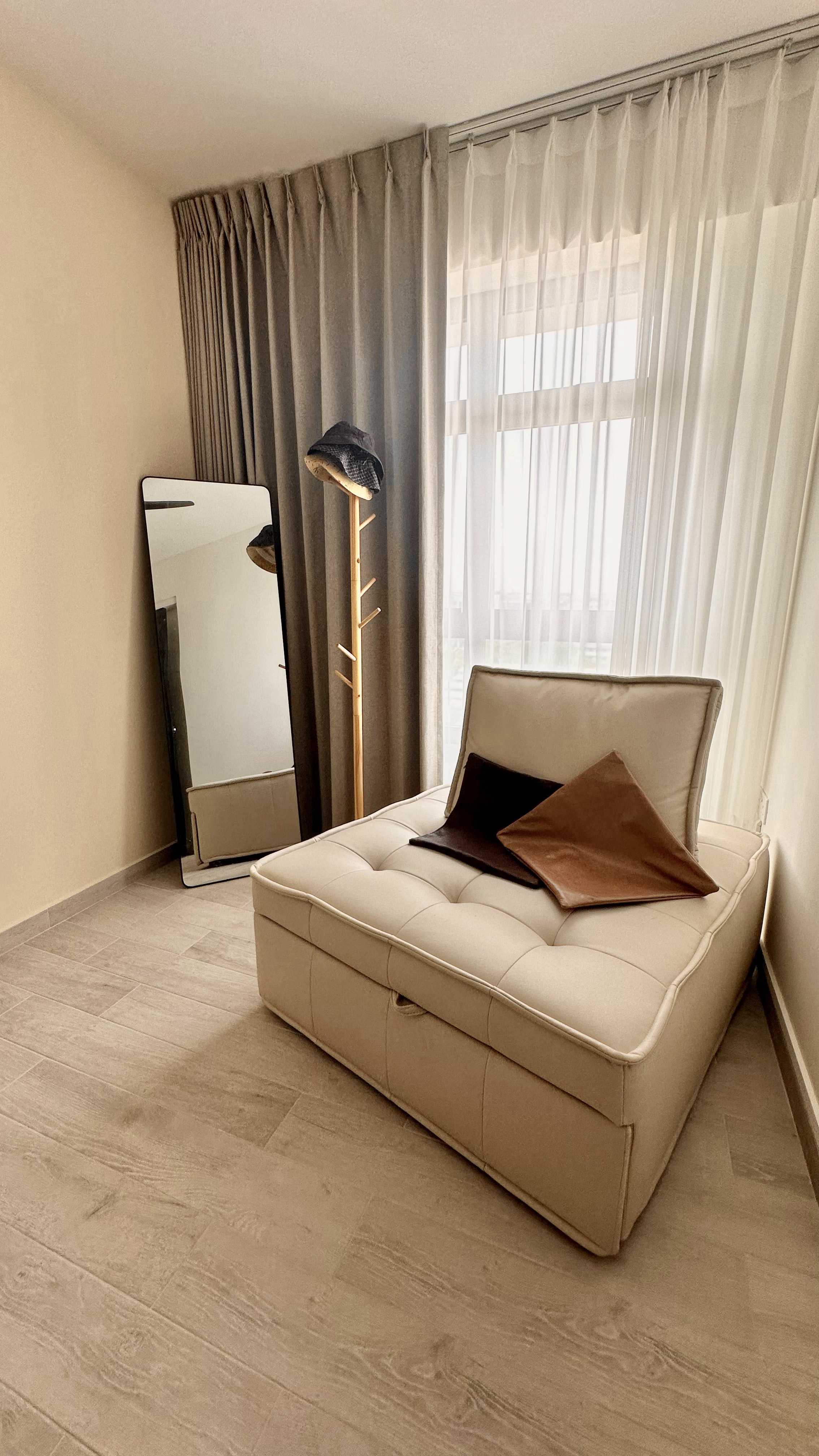 Welcome to oureastsideflat! ✨