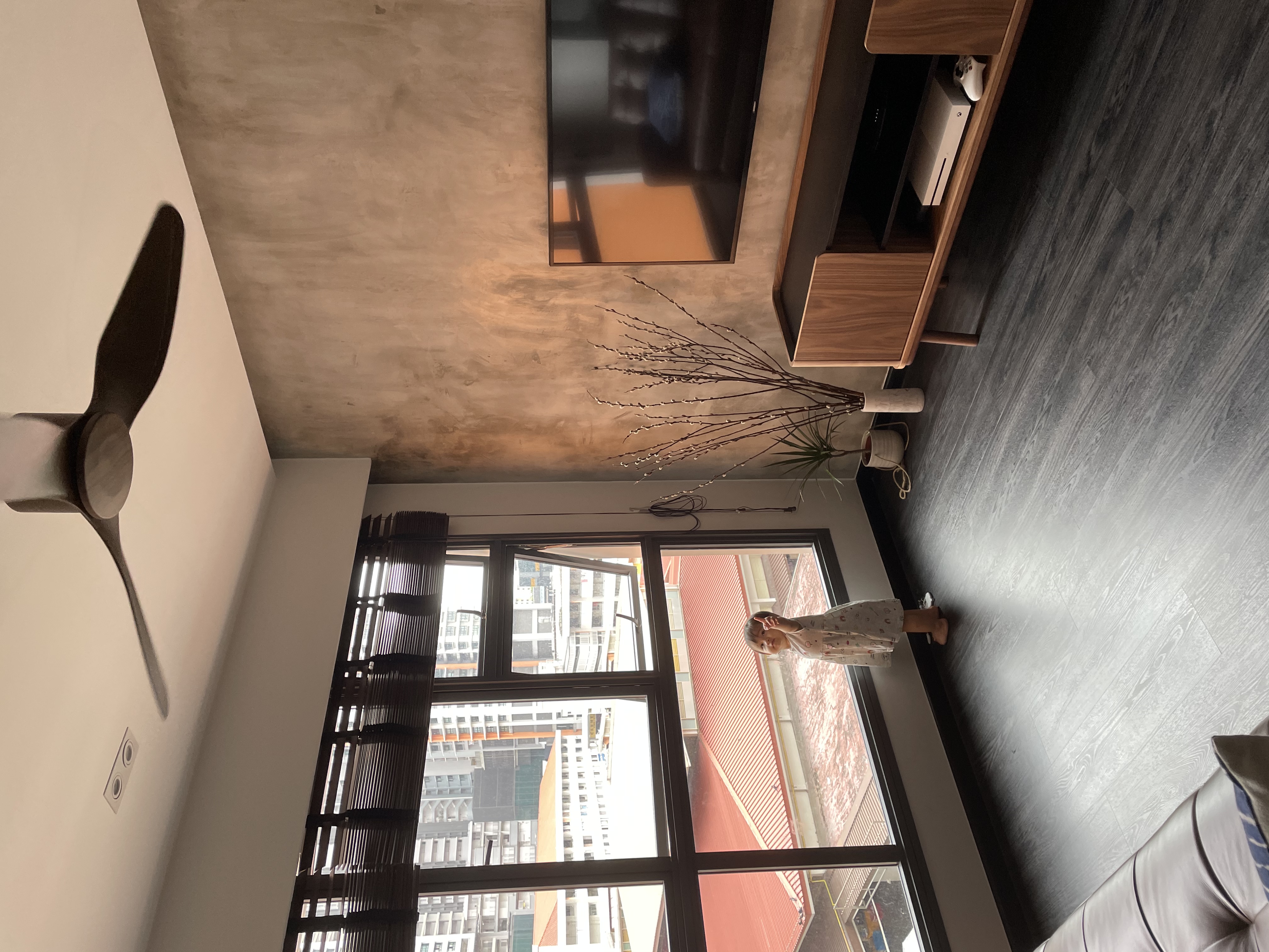 A-cosy-living-room-for-a-curious-toddler