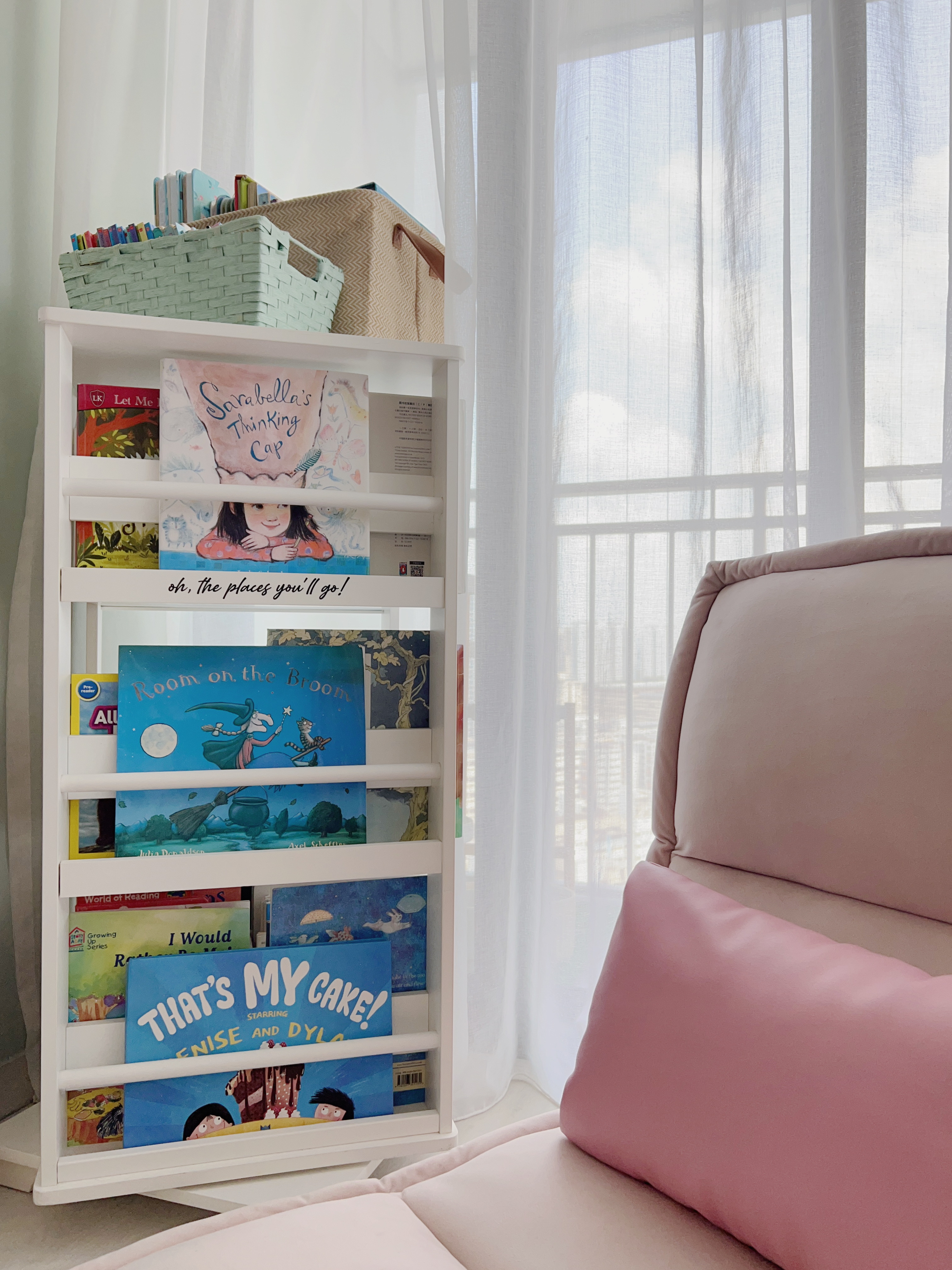 Designing a Multi-Functional Living Room with Kids