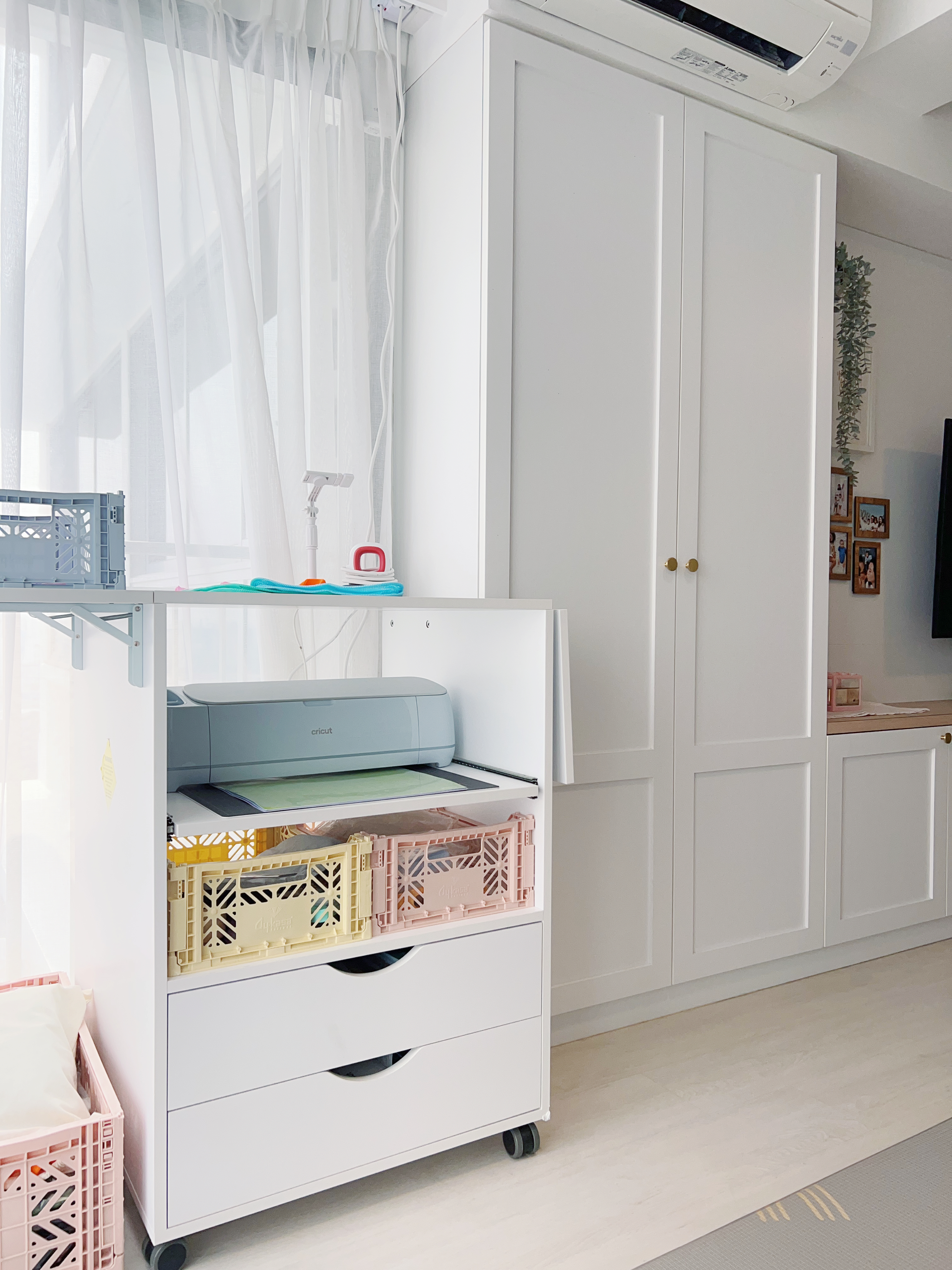 Designing-a-Multi-Functional-Living-Room-with-Kids