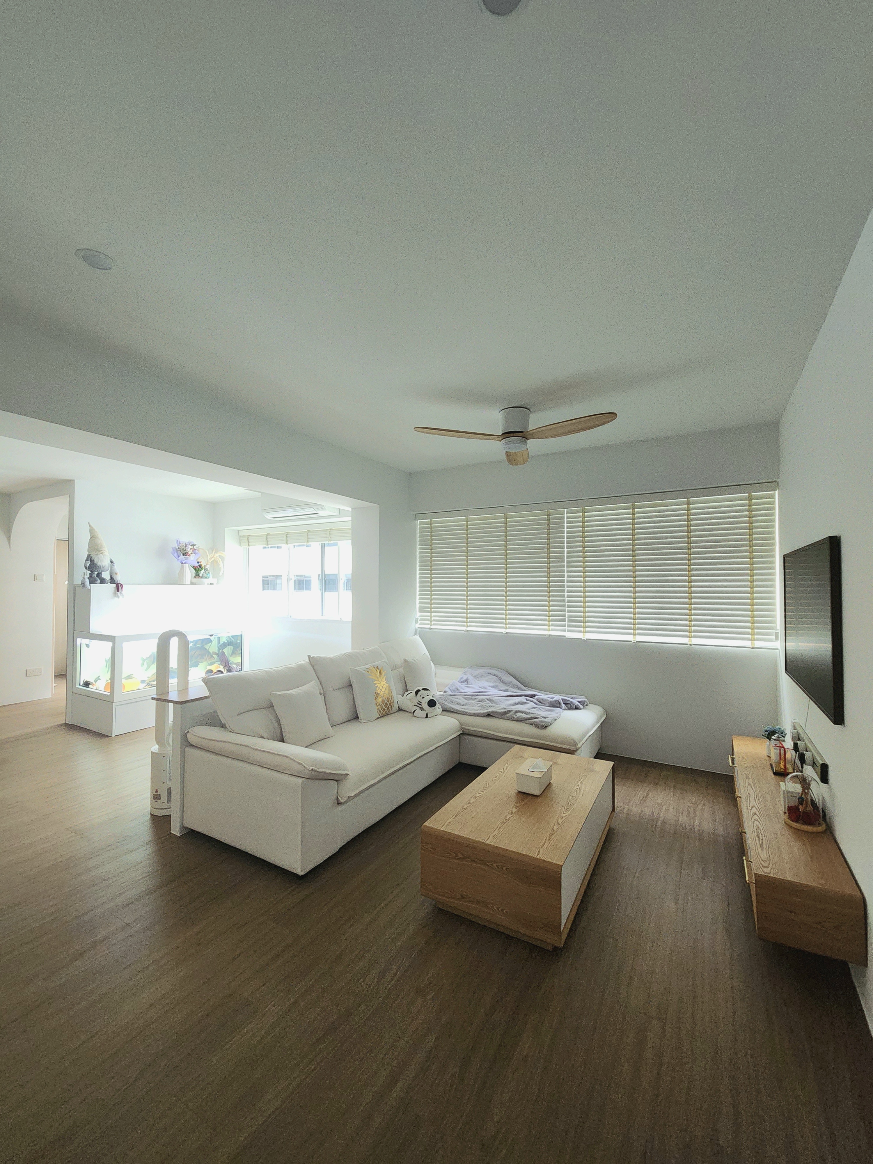 All in one living room: Dry kitchen, living area & chill space