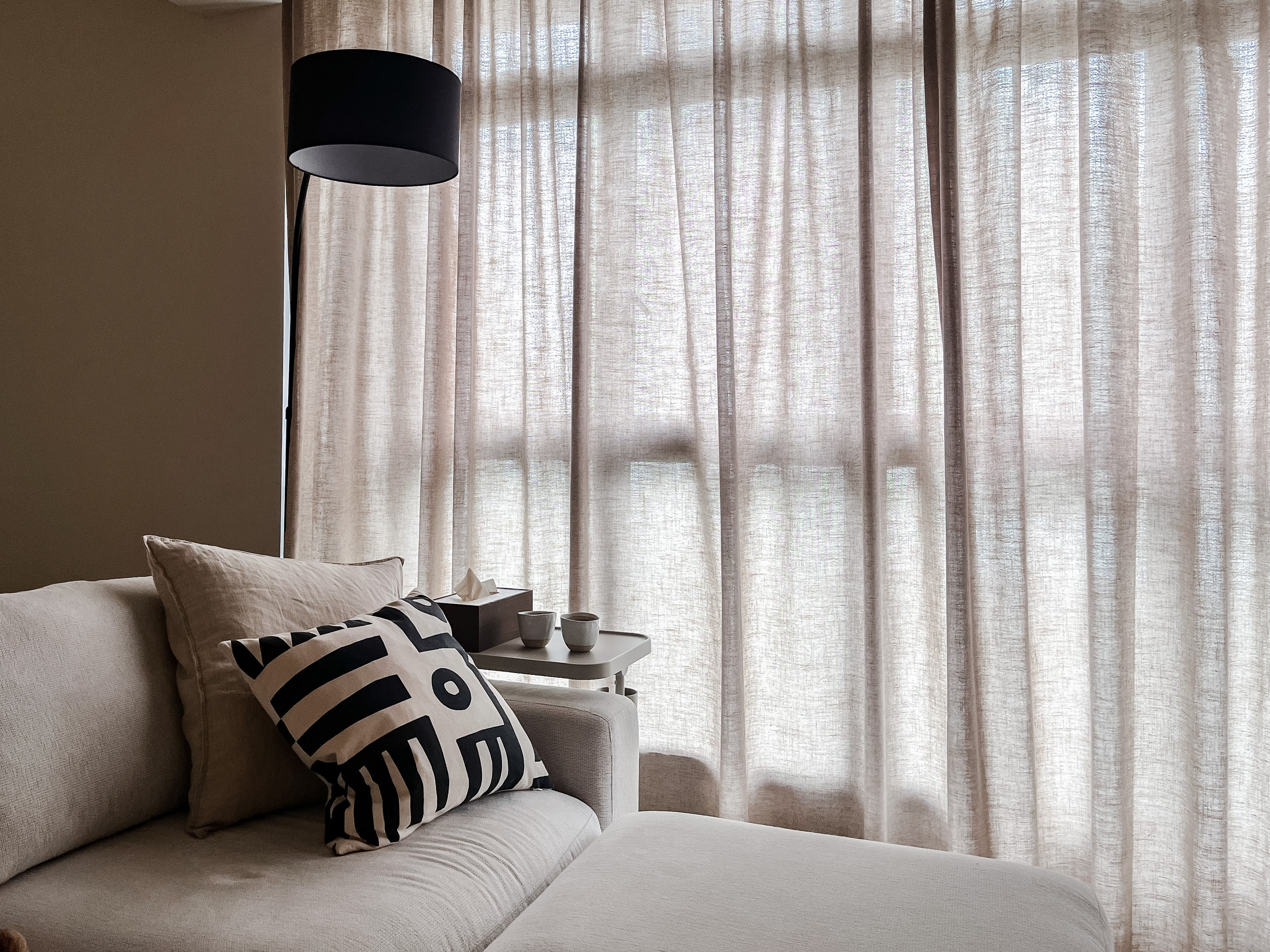 Essentials-for-a-Cozy-Living-Room